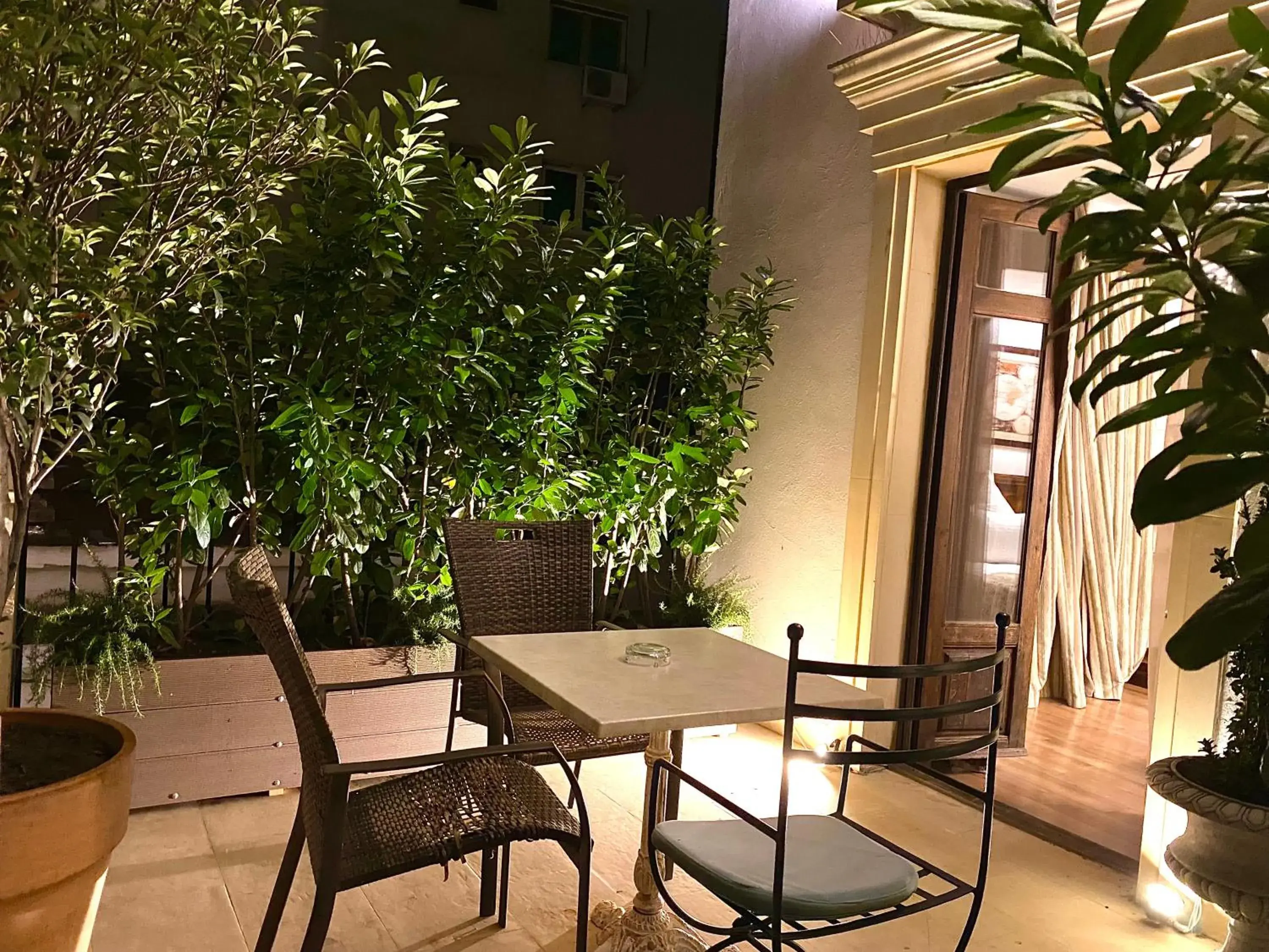 Arc de Triomphe Studios Arc de Triomphe Studios