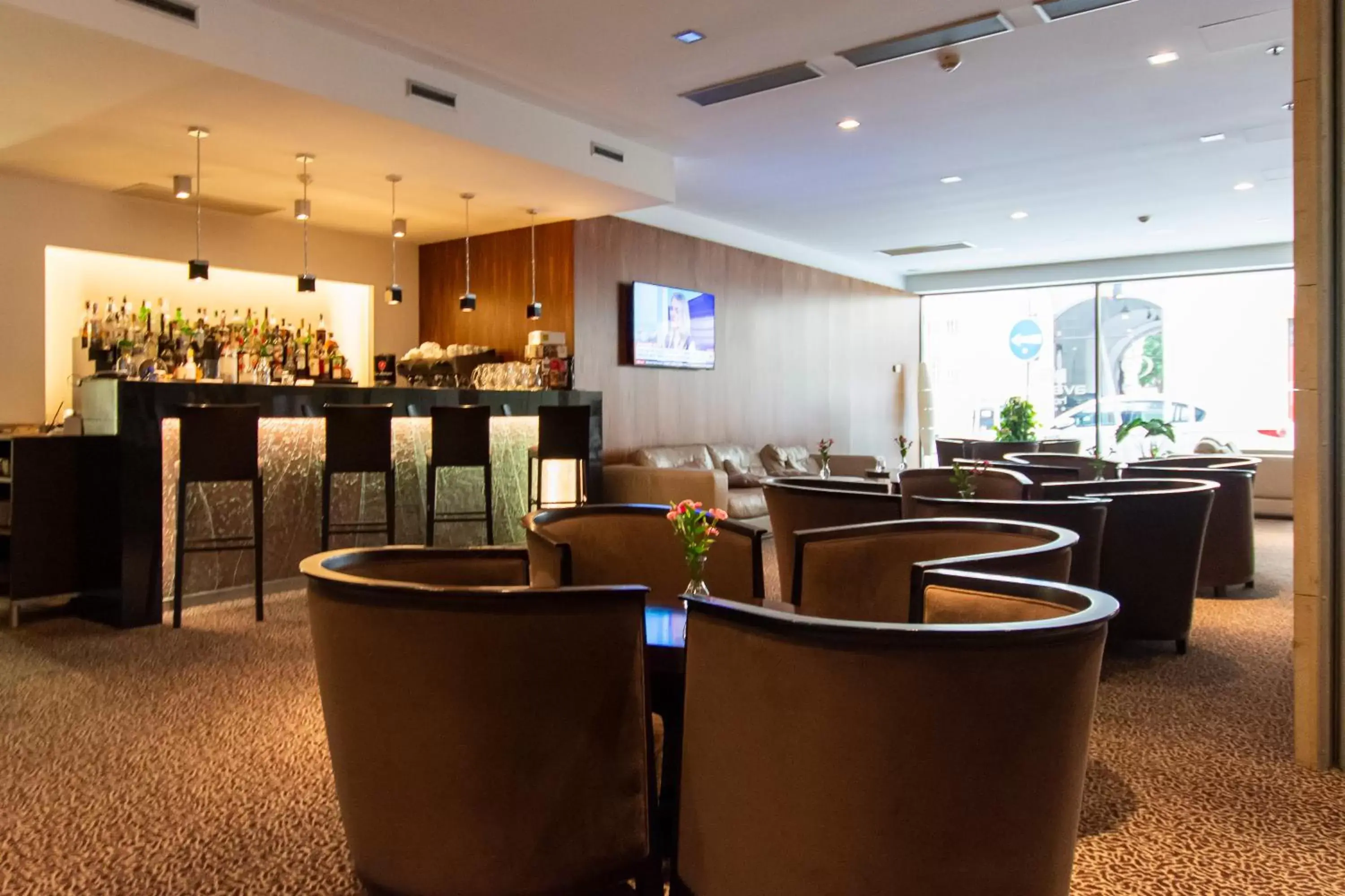 Lounge or bar, Restaurant/Places to Eat in Hotel Avance