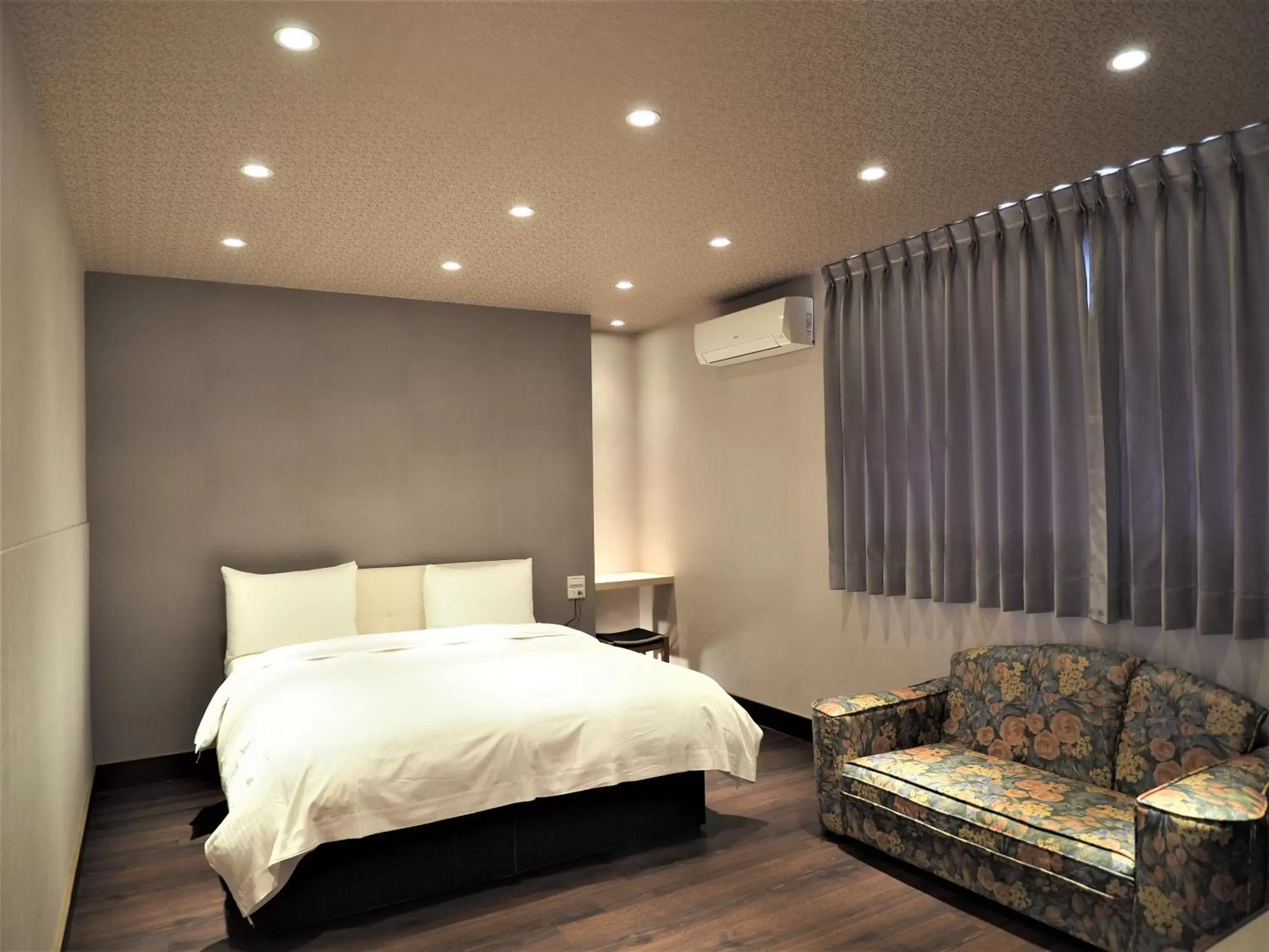 Day Chen Hotel Day Chen Hotel