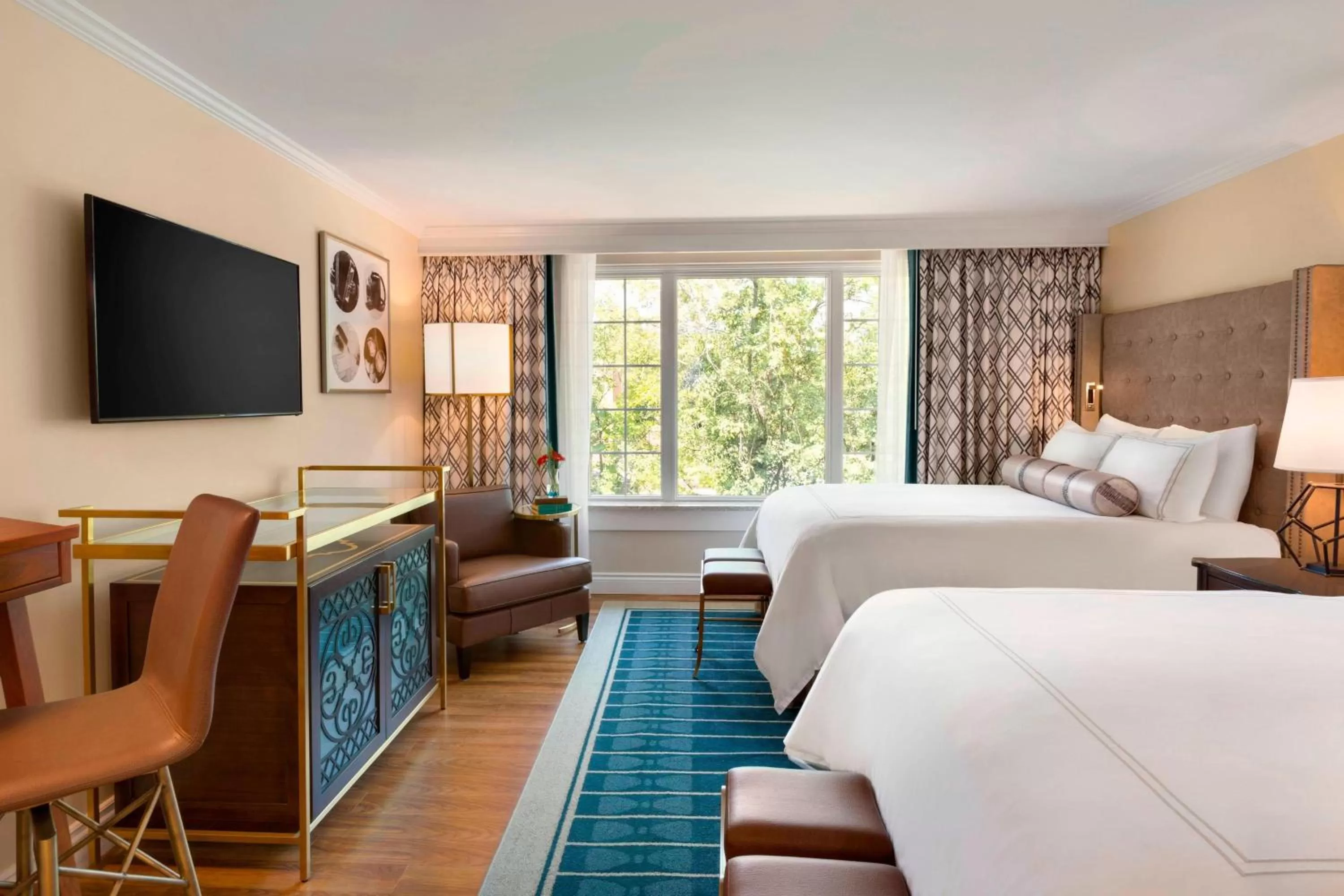 Photo of the whole room, Bed in Reikart House Buffalo, a Tribute Portfolio Hotel