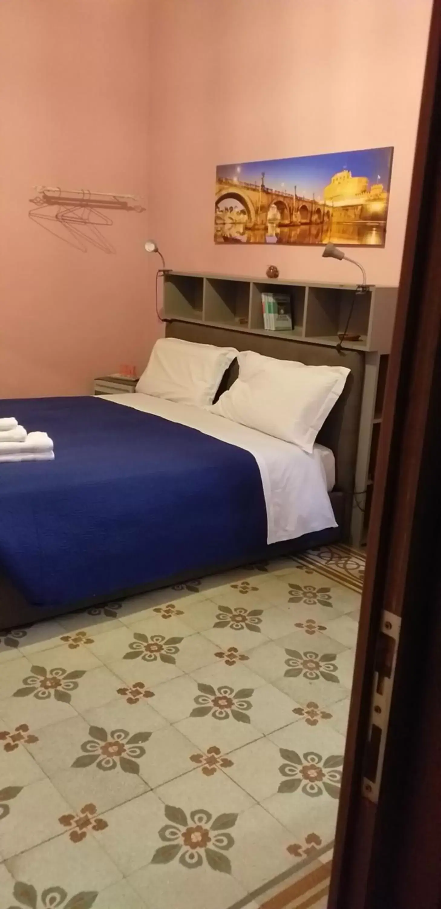 Photo of the whole room, Bed in Tuscany Experience BnB