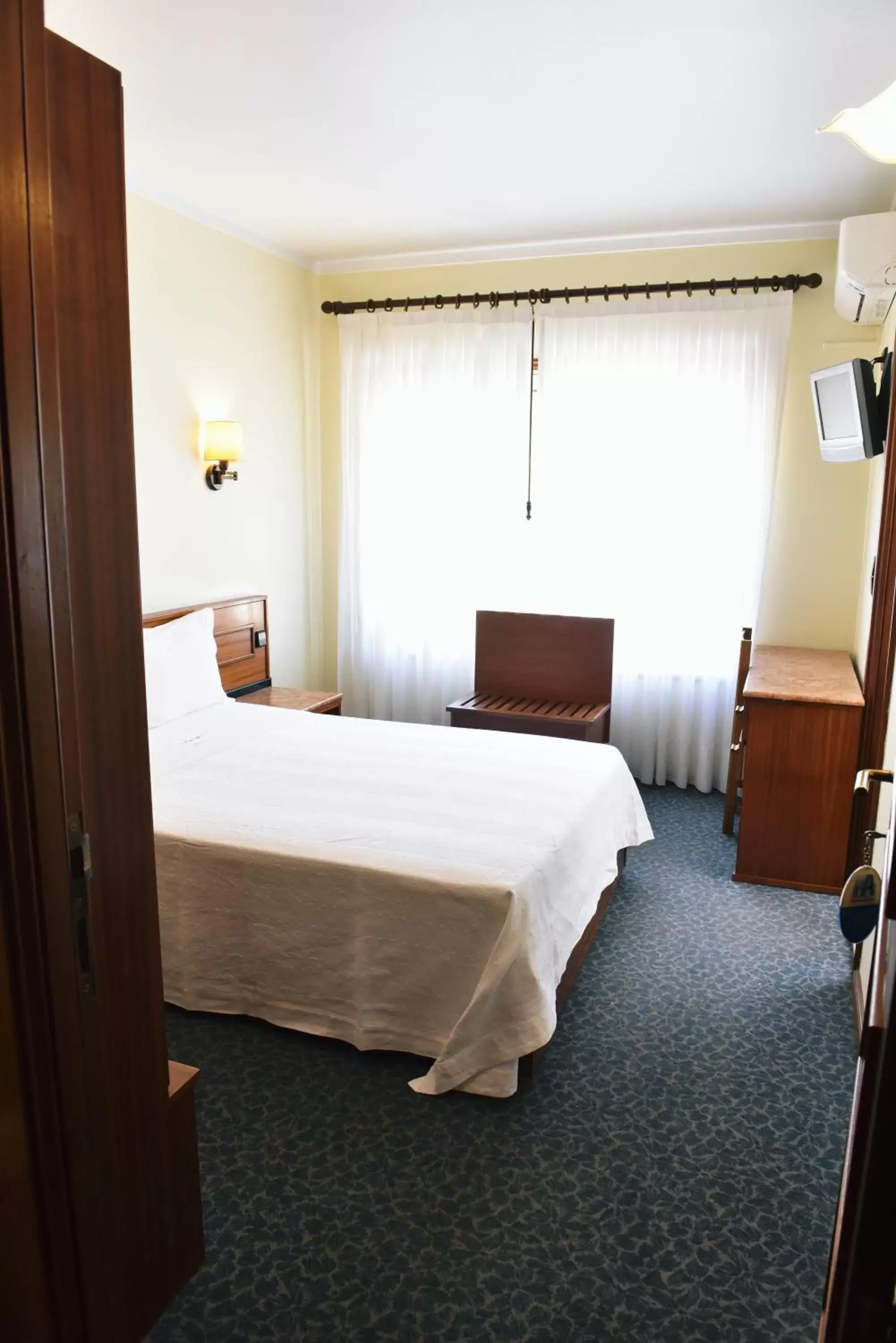 Photo of the whole room, Bed in Hotel Aeroporto