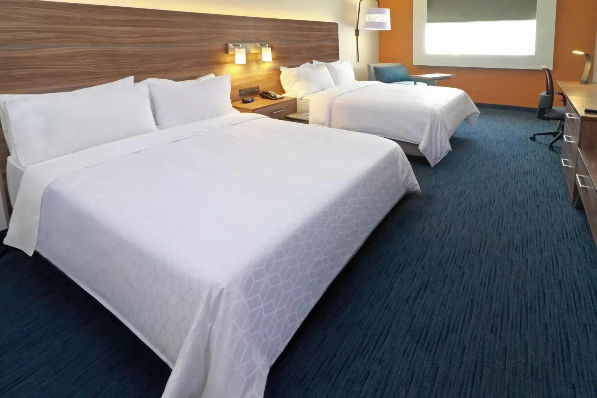 Photo of the whole room, Bed in Holiday Inn Express San Luis Potosí, an IHG Hotel