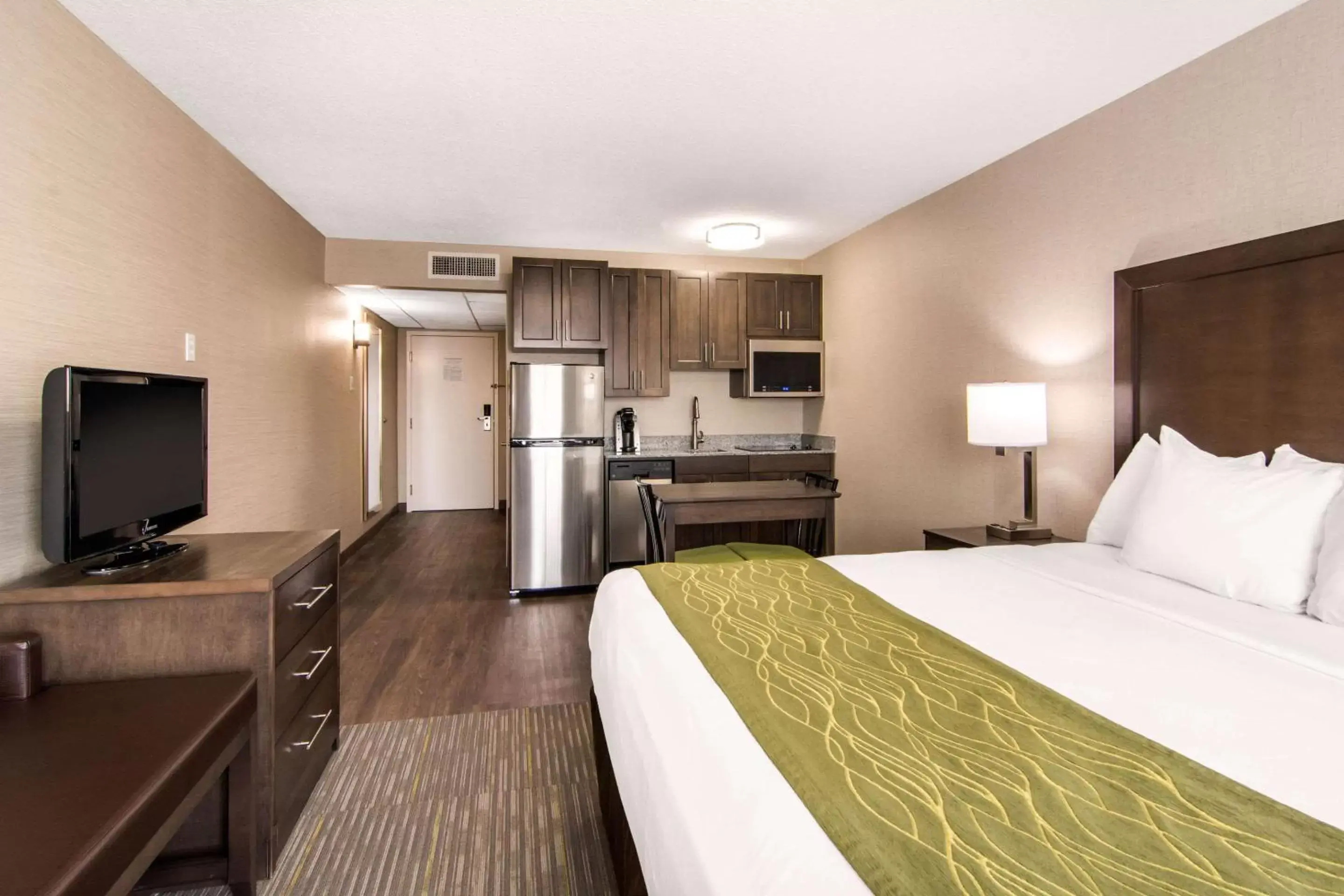 Photo of the whole room in Comfort Inn & Suites Red Deer