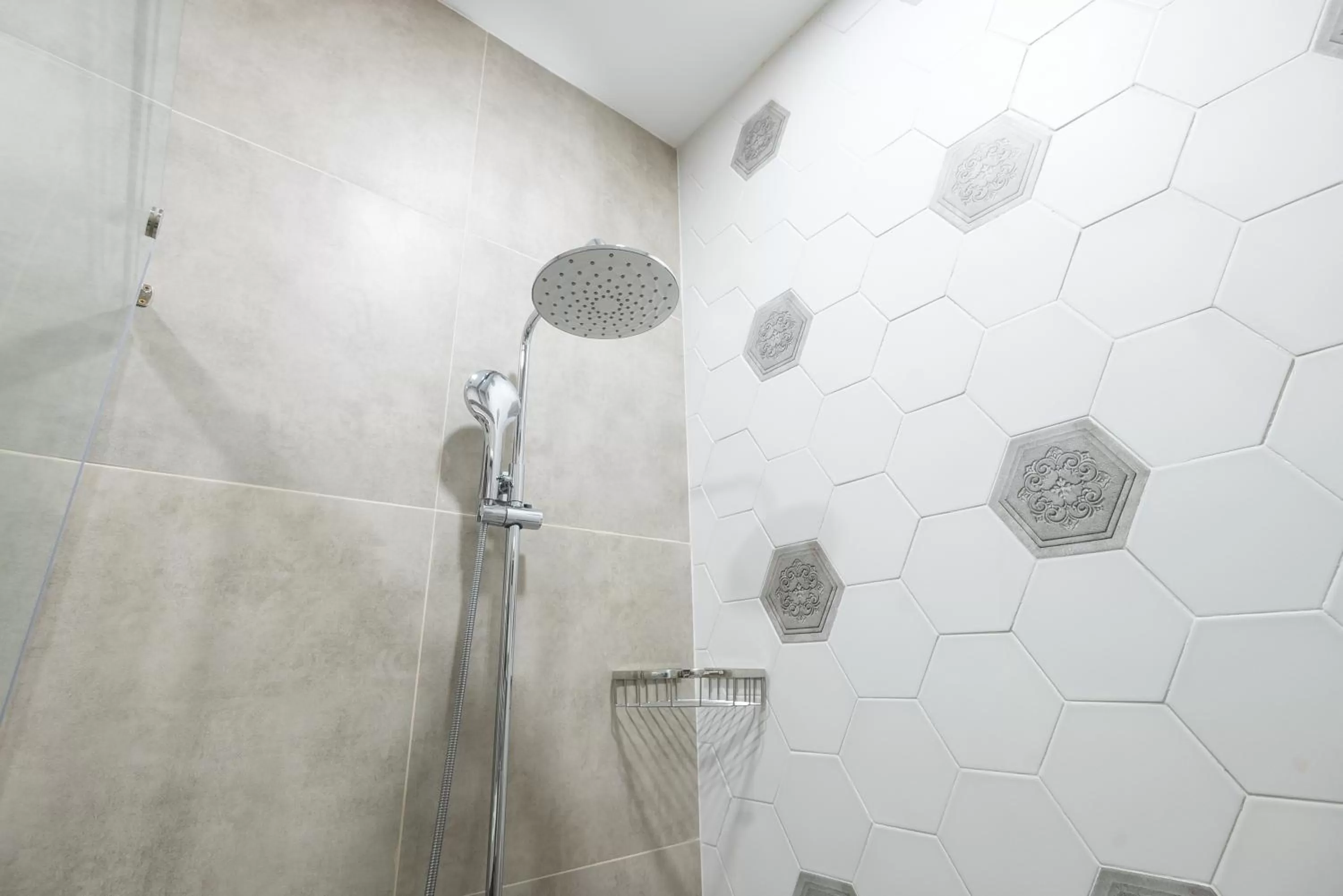 Shower, Bathroom in Tauke Khan Plaza