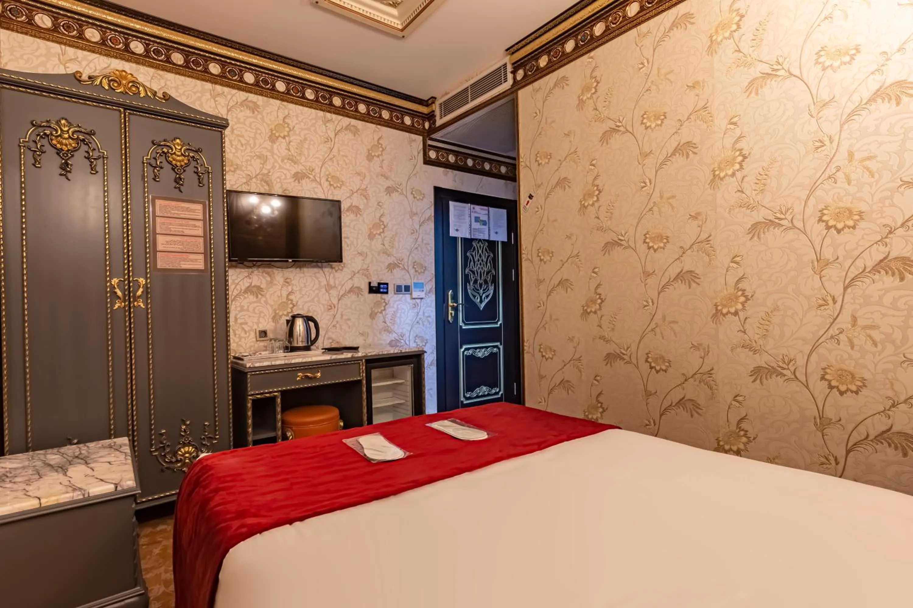 Bed in Laleli Blue Marmaray Hotel