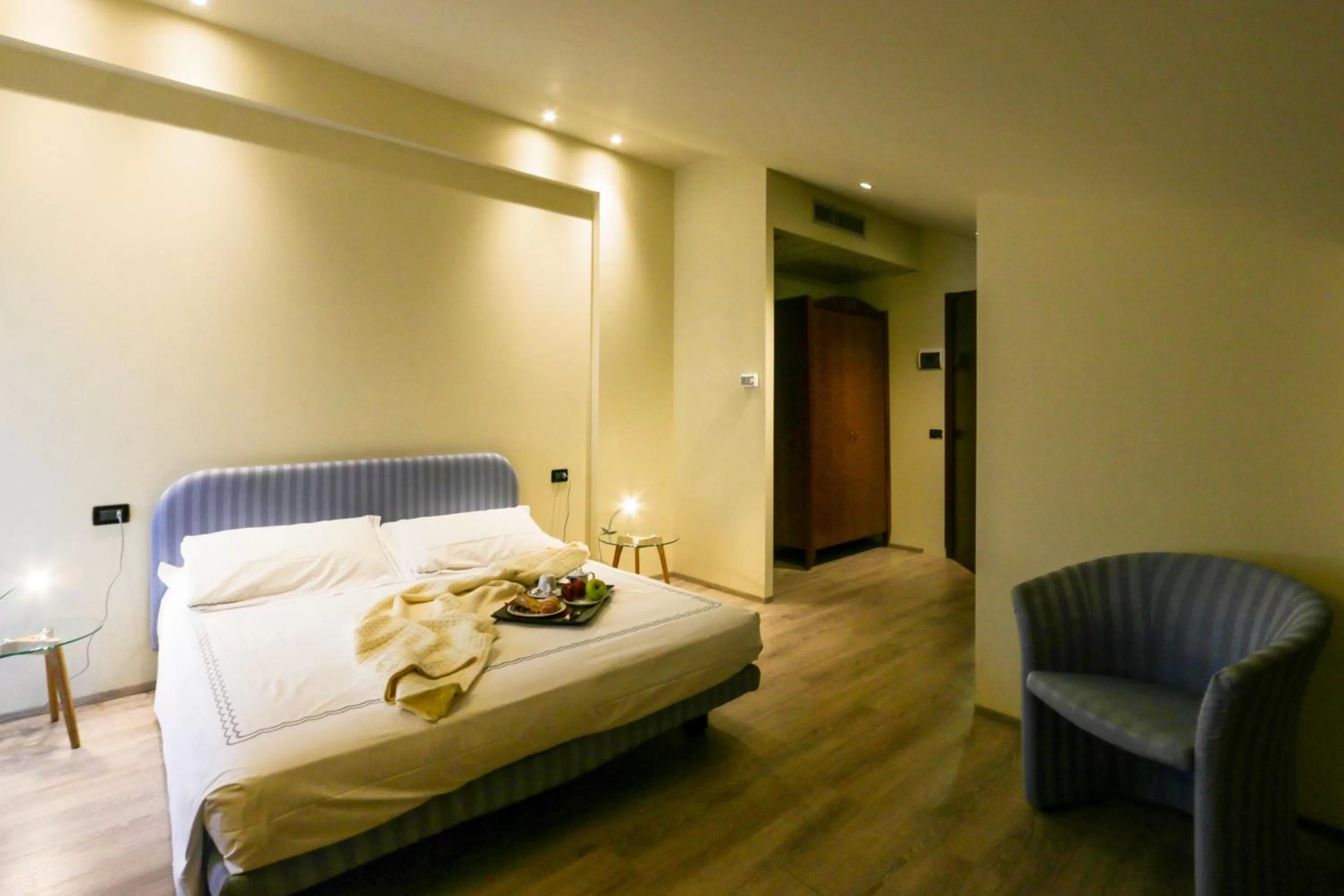 Photo of the whole room, Bed in Hotel Miage