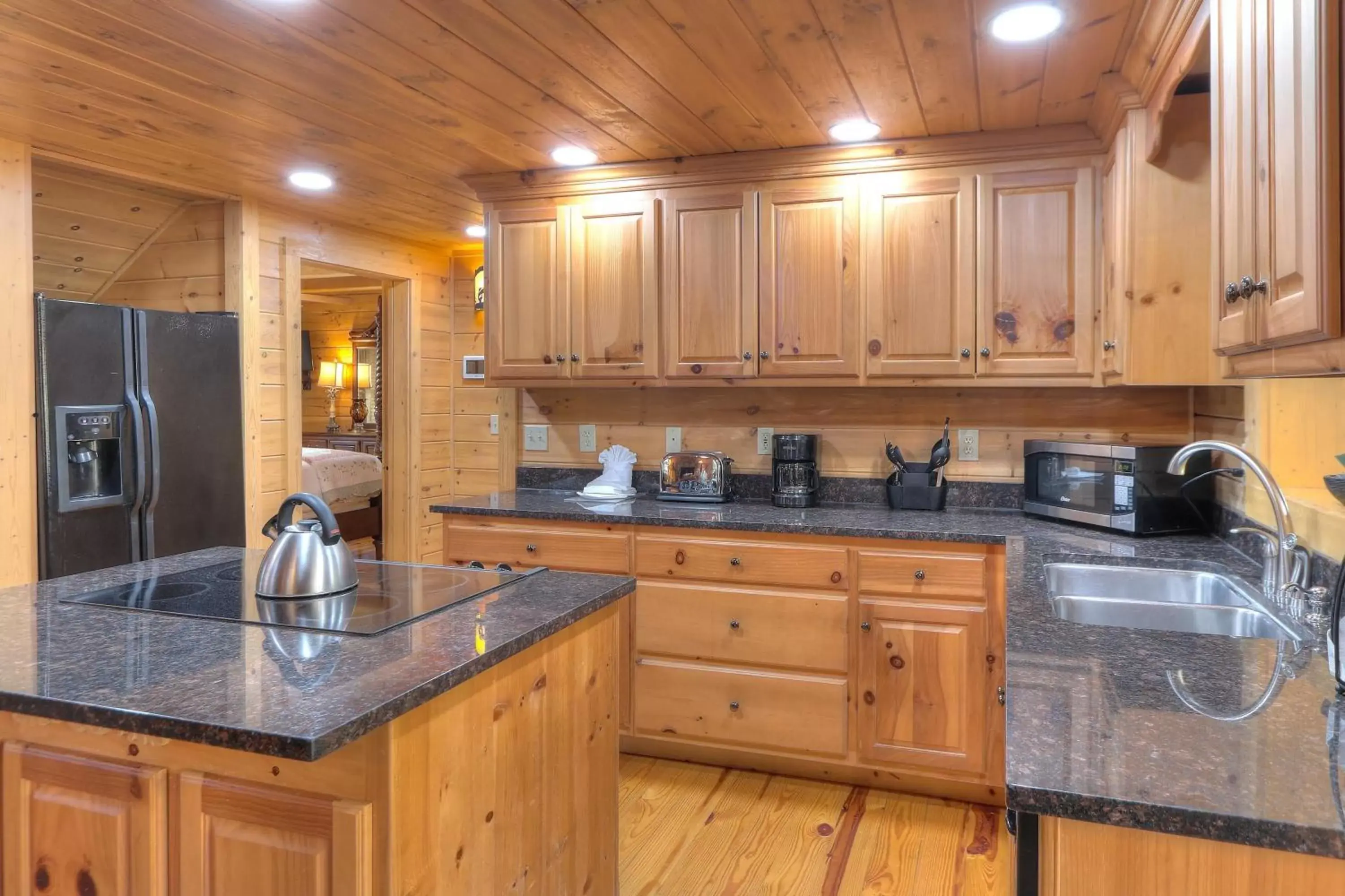 Kitchen/Kitchenette in RiverStone Resort & Spa