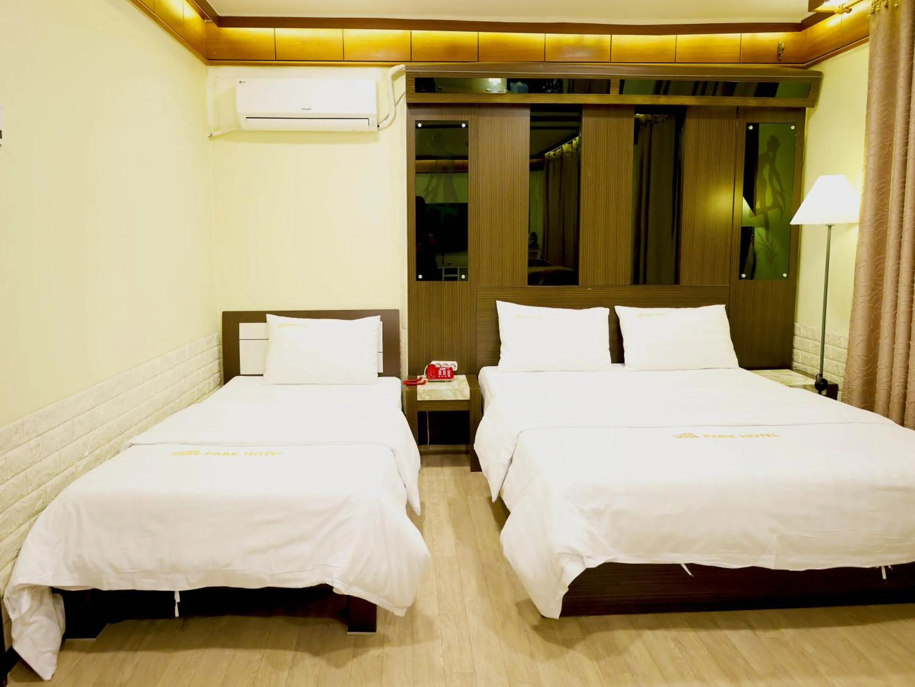 Bed in Goodstay Andong Park Hotel