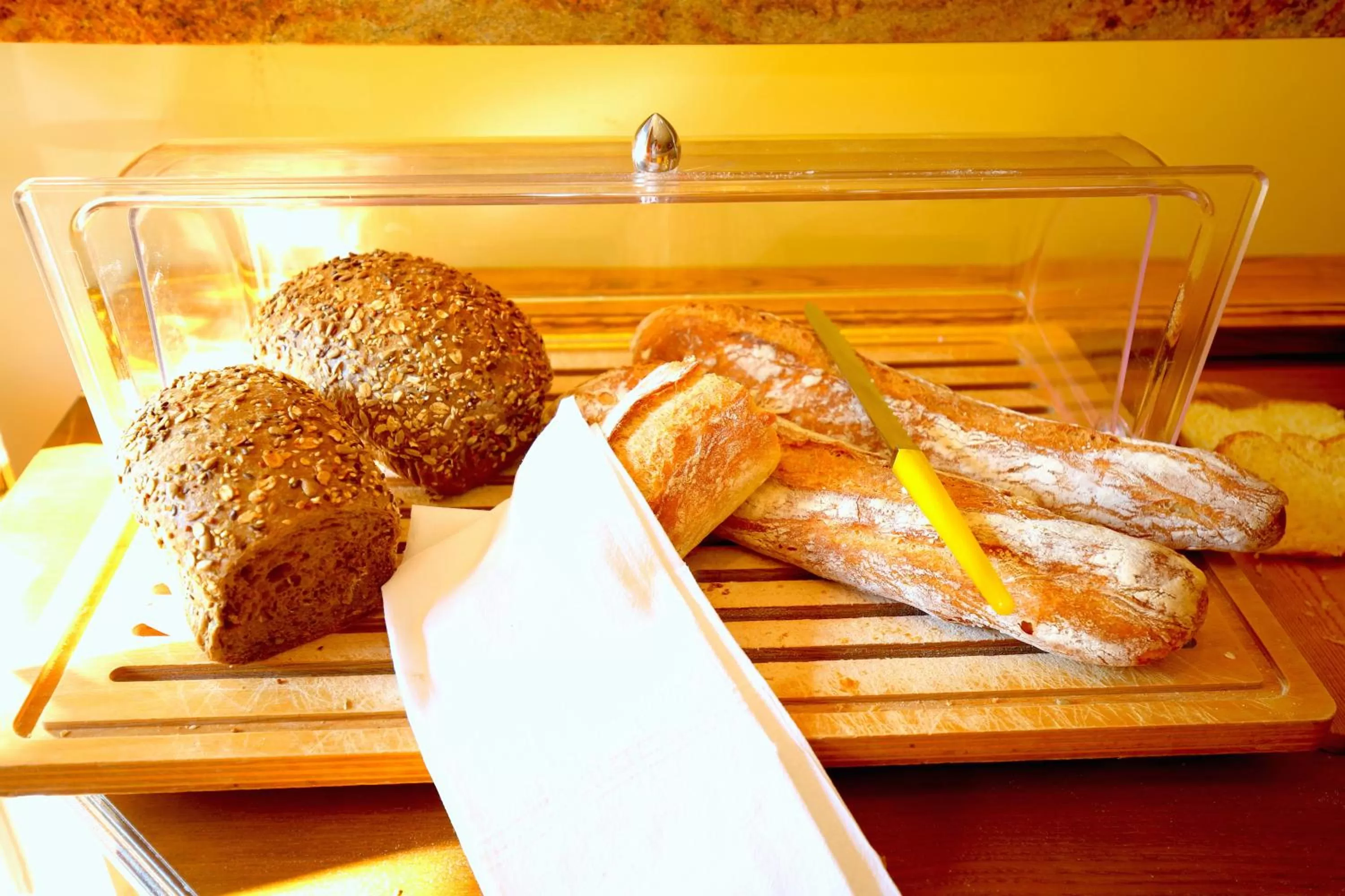 Breakfast, Food in Hotel Royal Bon Repos