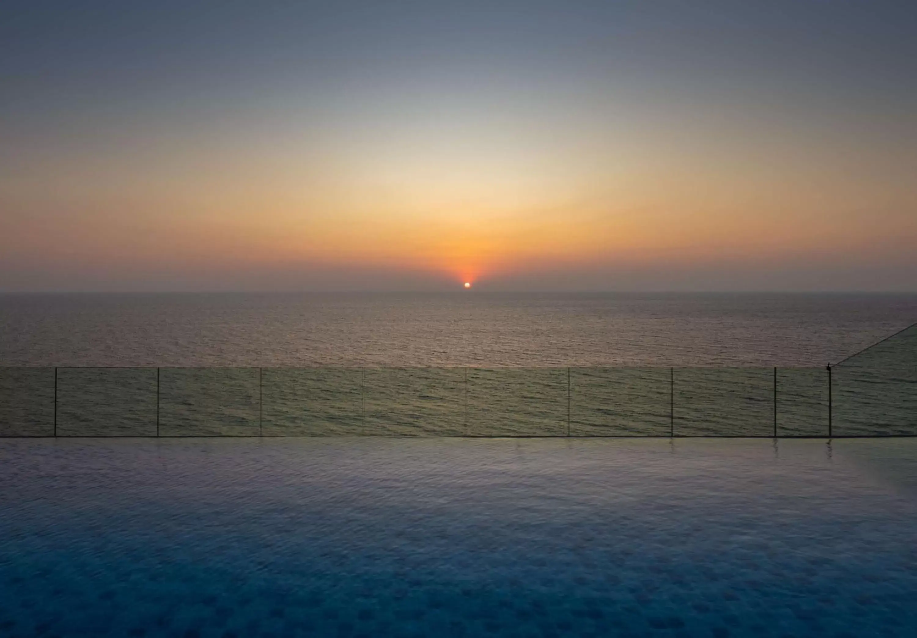 Pool view, Sunrise/Sunset in Radisson Hotel Colombo