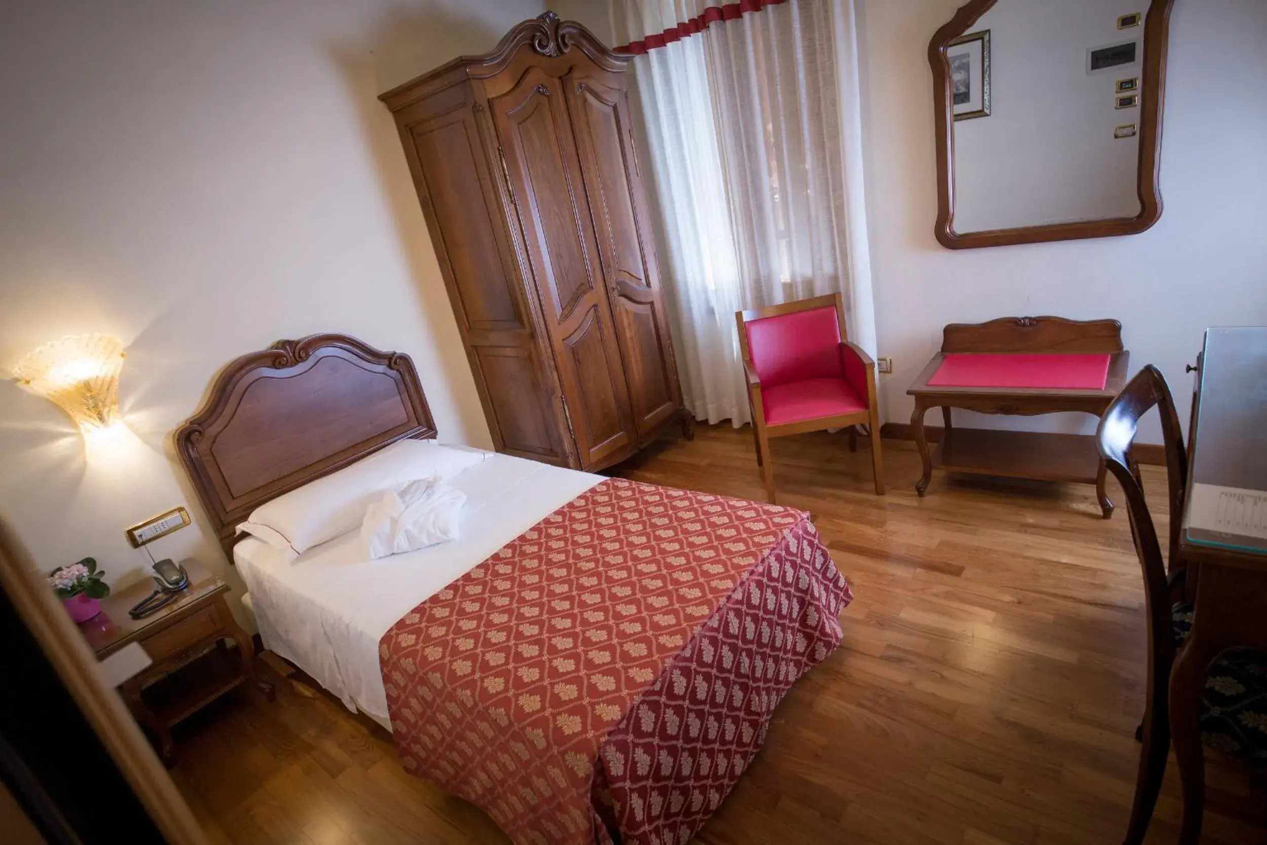 Photo of the whole room, Room Photo in Hotel Spessotto