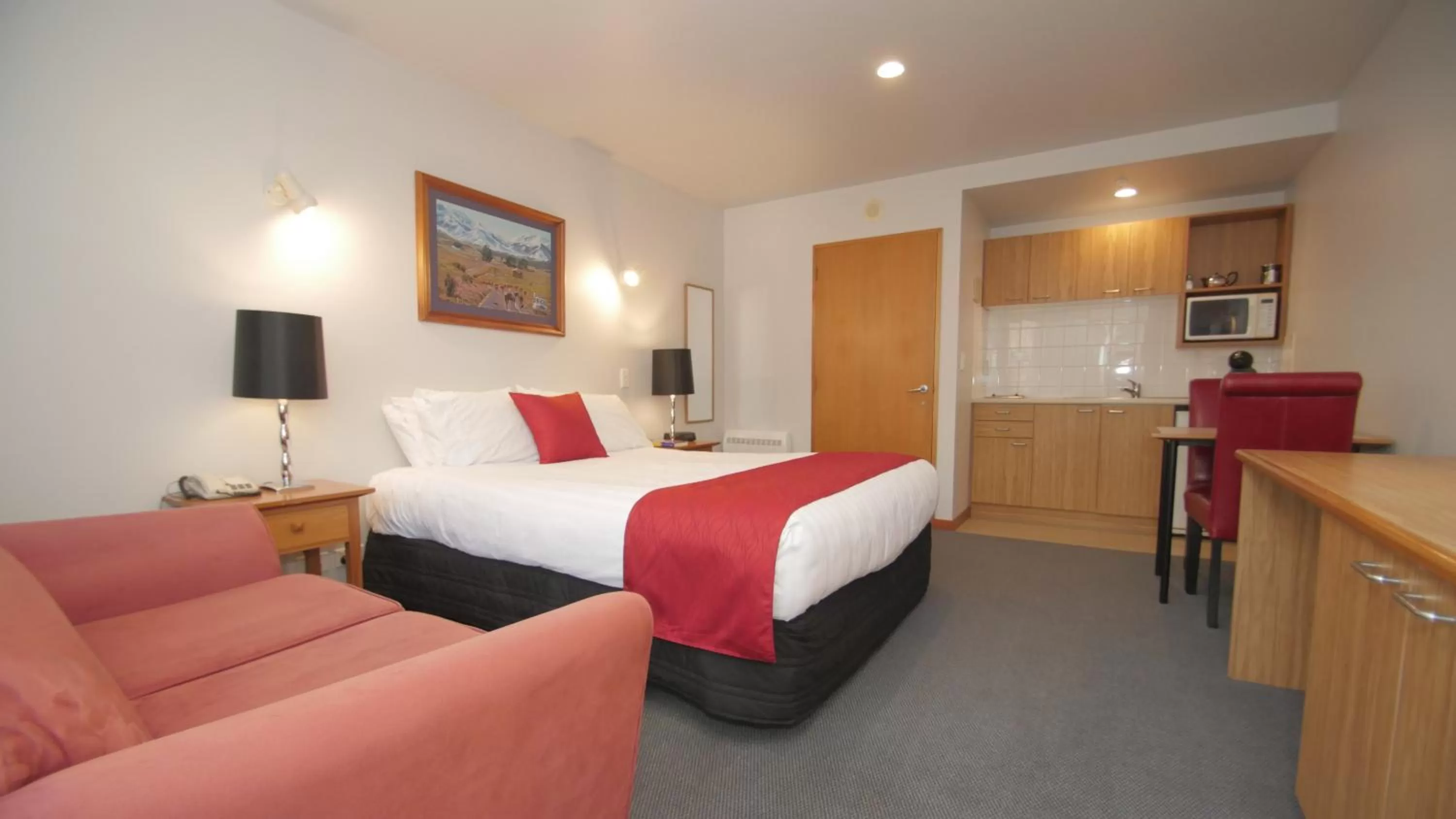 Bedroom, Bed in ASURE Christchurch Classic Motel & Apartments