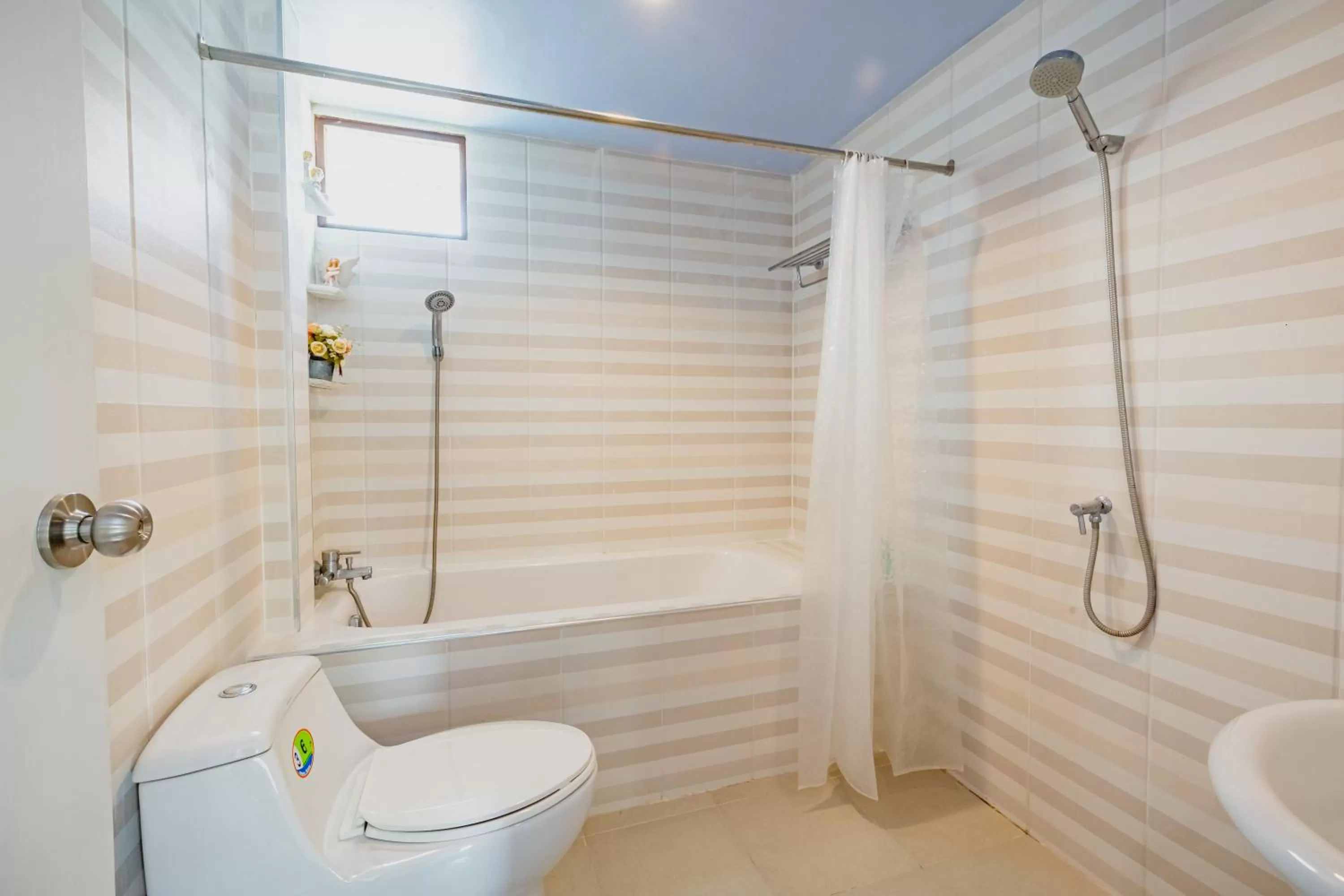 Bathroom in Sakarin Valley Resort