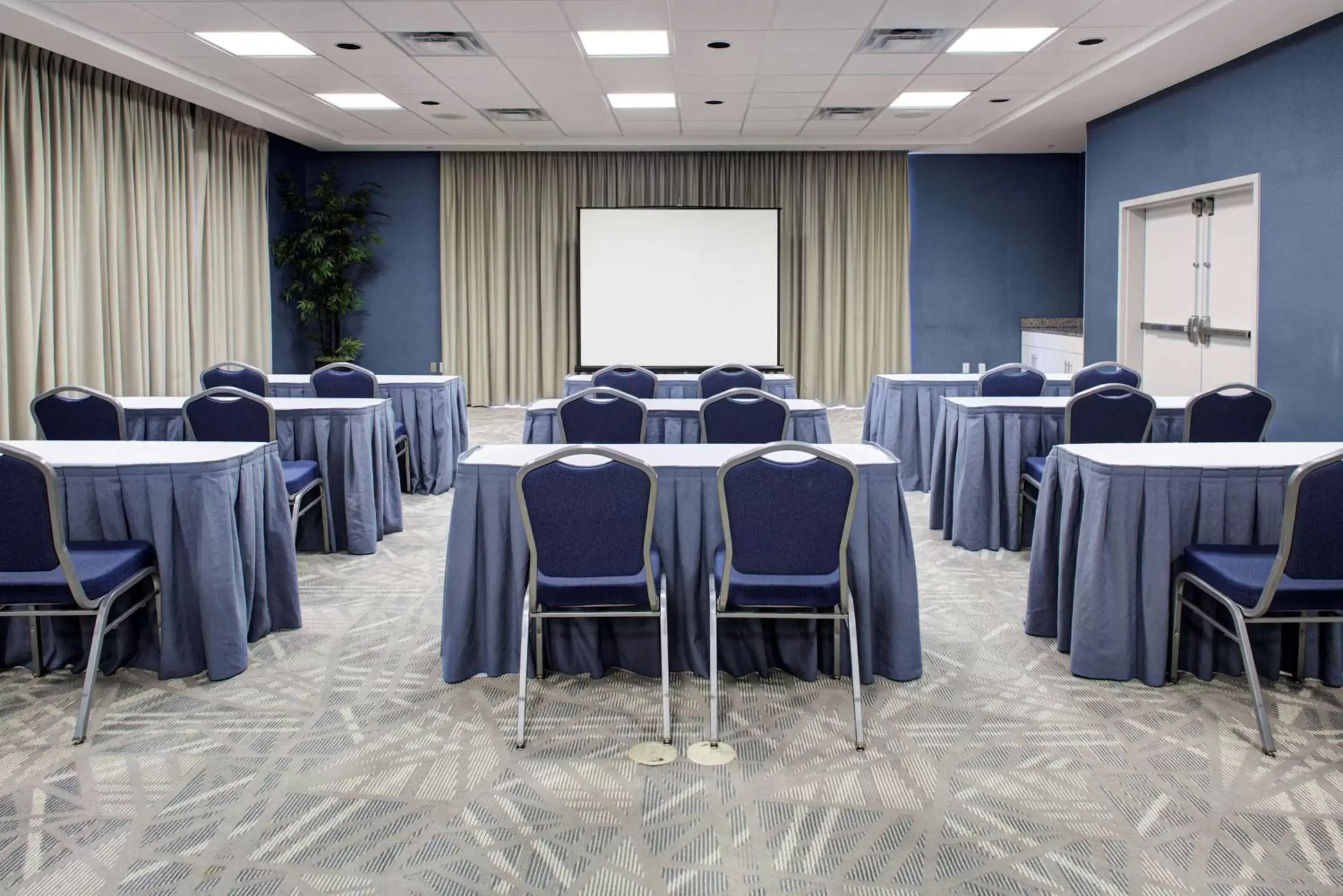 Meeting/conference room in Hampton Inn & Suites Sarasota / Bradenton - Airport