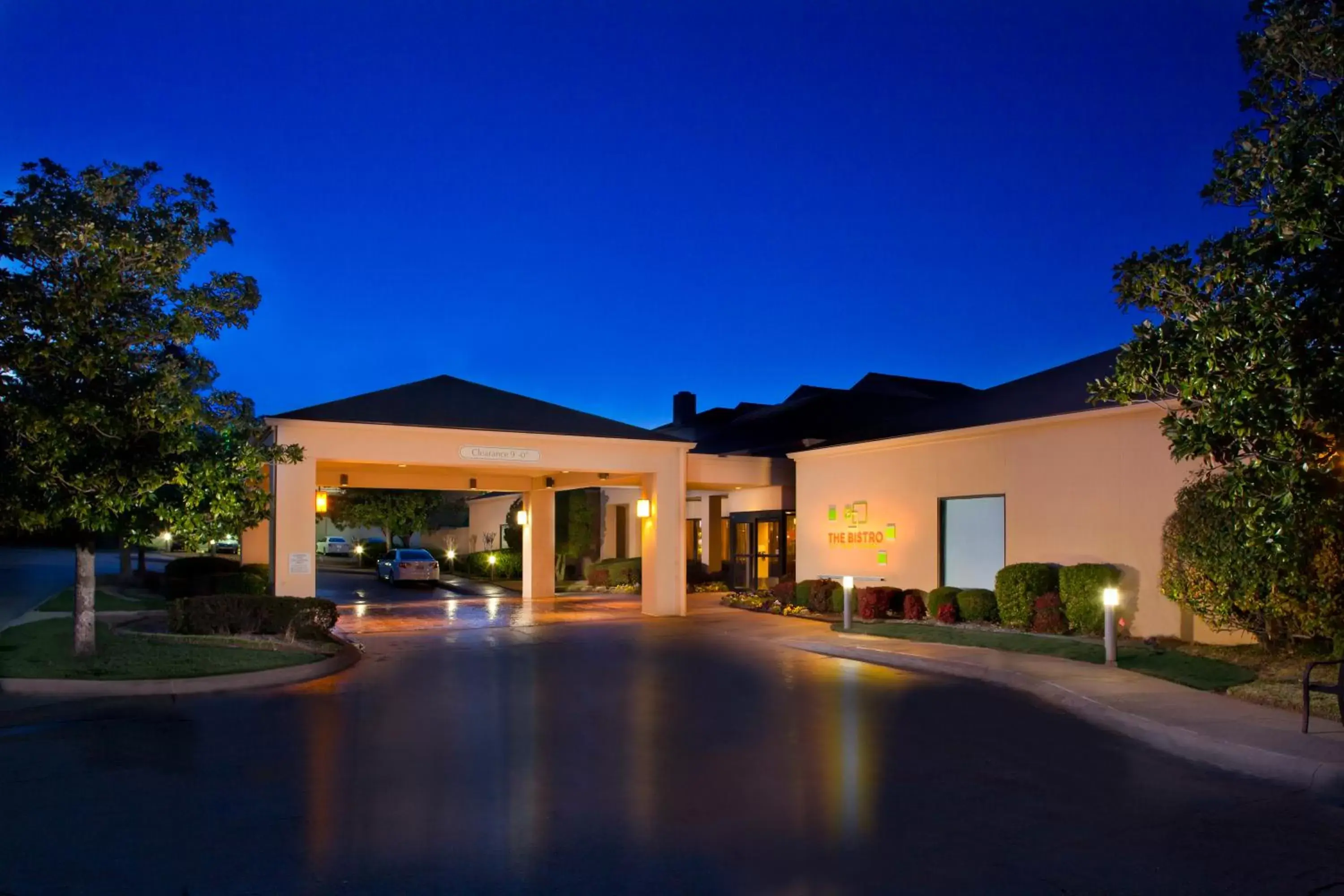 Property Building in Courtyard by Marriott Little Rock West