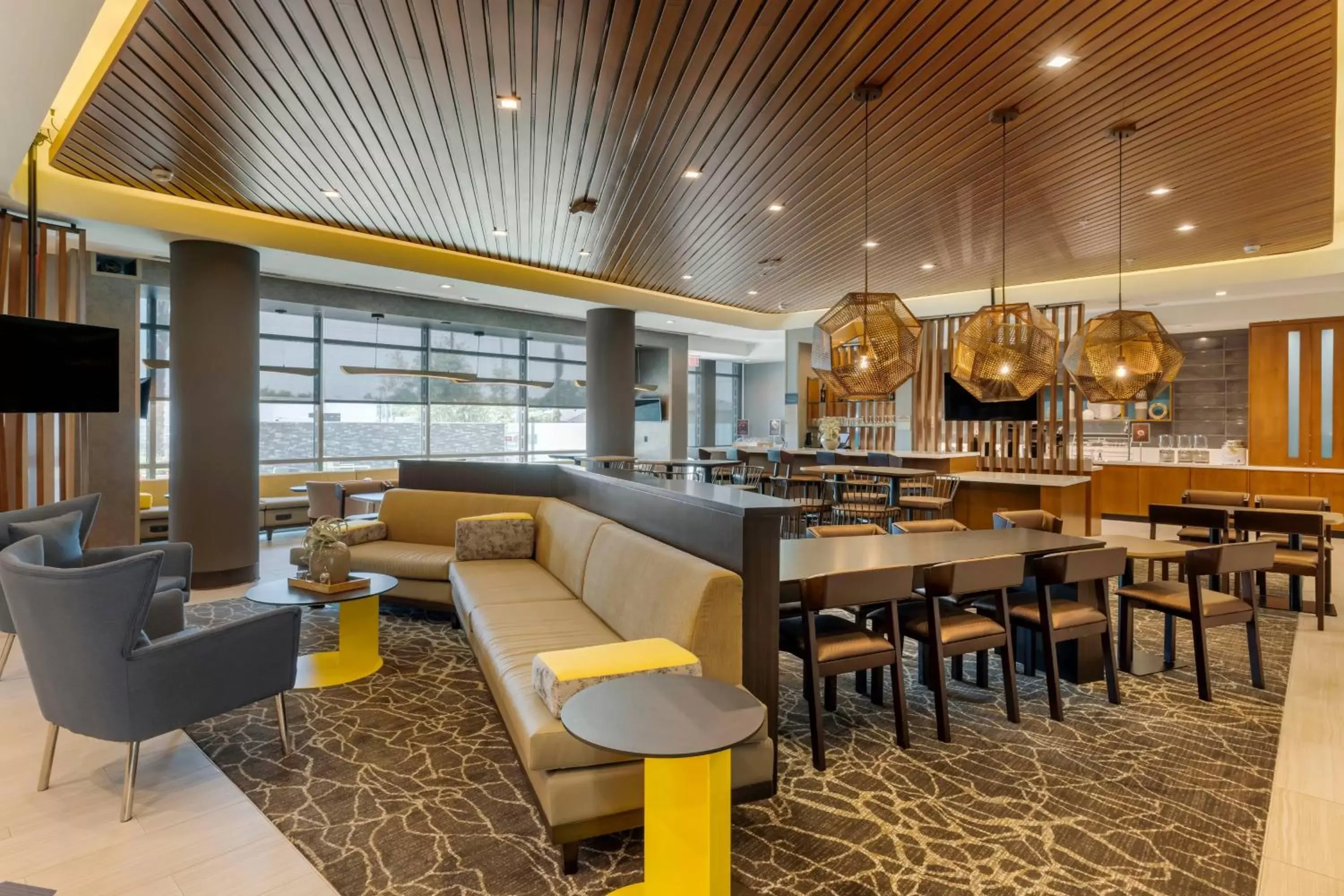 Lobby or reception, Lounge/Bar in SpringHill Suites by Marriott Anaheim Placentia Fullerton