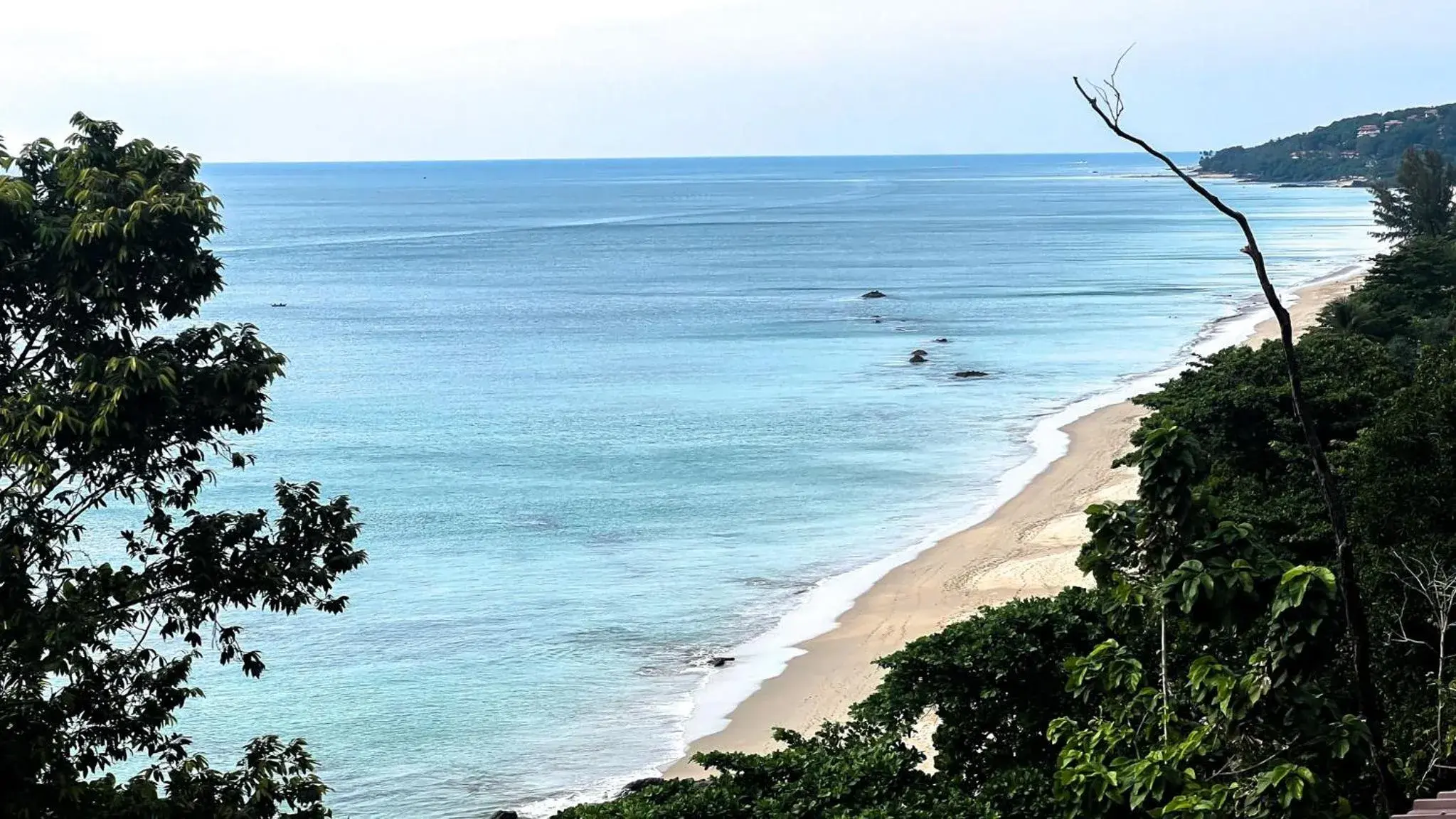 Beach in Cliff Lanta Suite-Koh Lanta Krabi