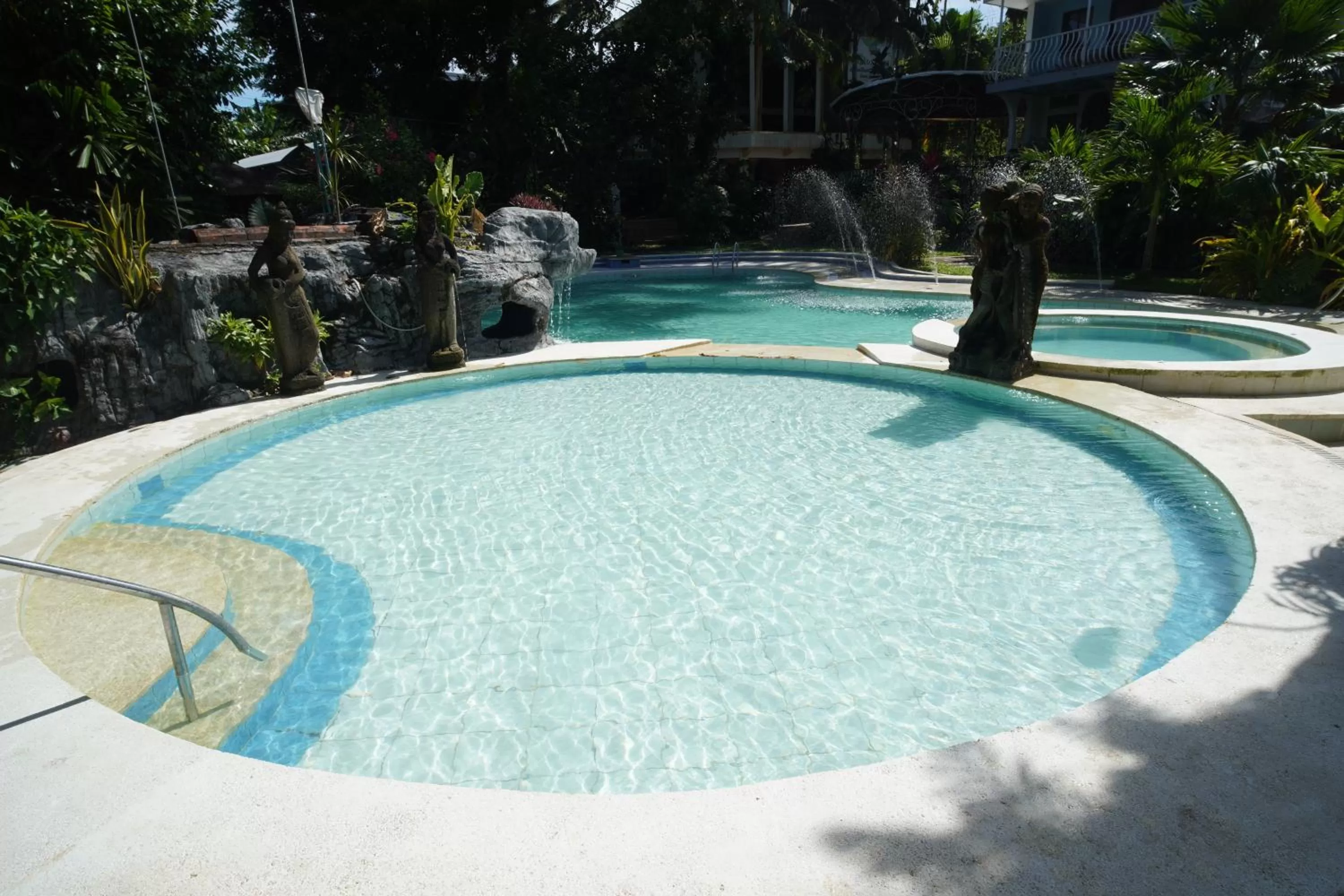 Swimming pool in Kokosnuss Garden Resort