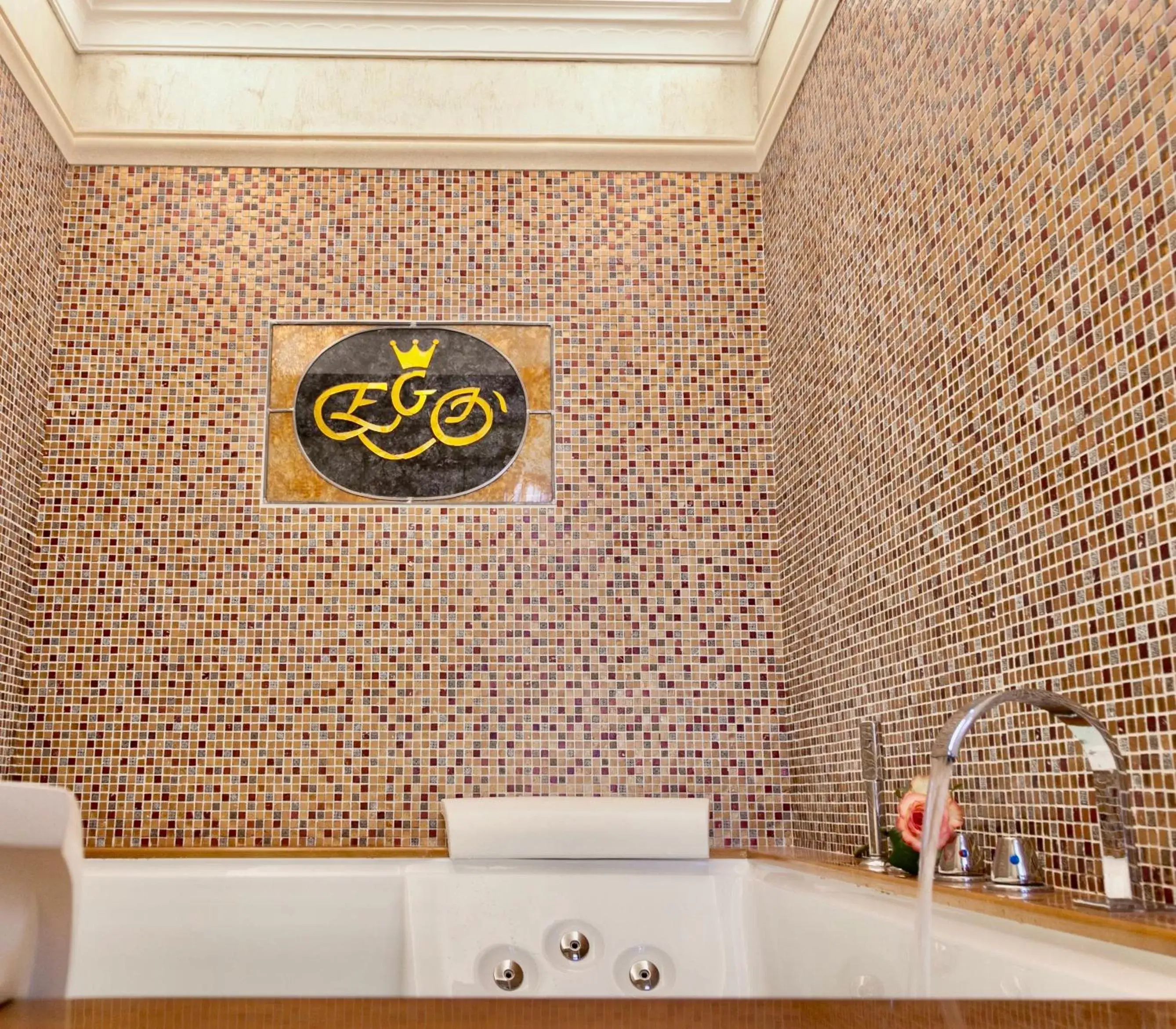 Hot Tub, Bathroom in EGO' Boutique Hotel - The Silk Road