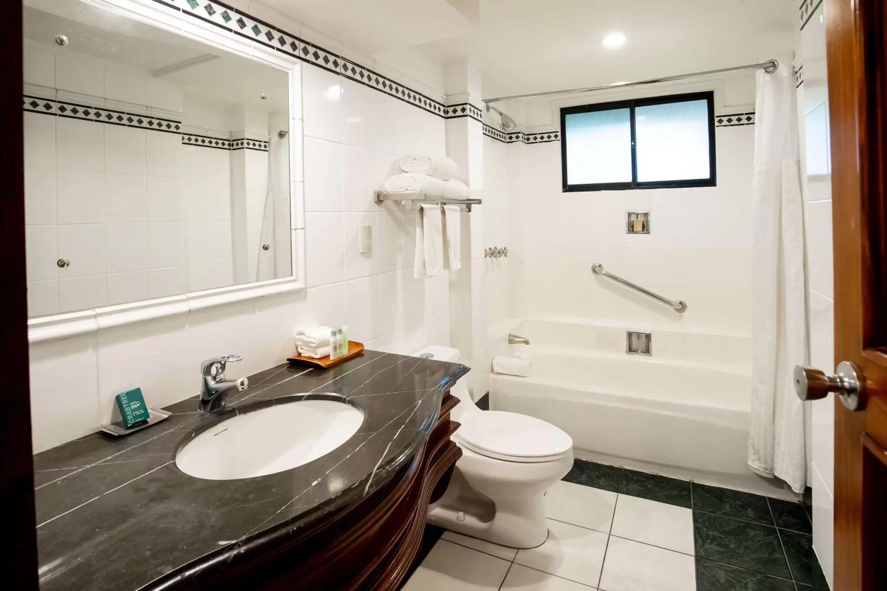 Bathroom in Hilton Cariari DoubleTree San Jose - Costa Rica