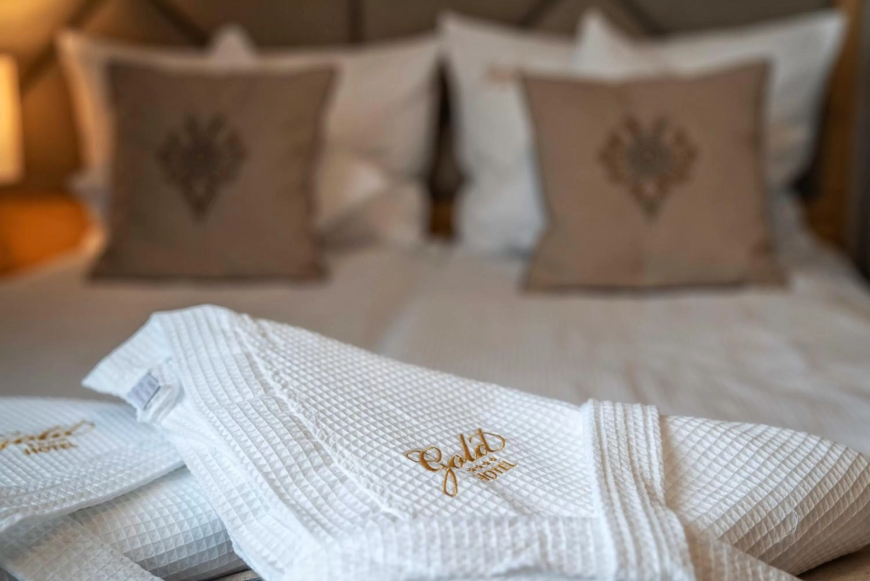 Photo of the whole room, Bed in Gold Hotel