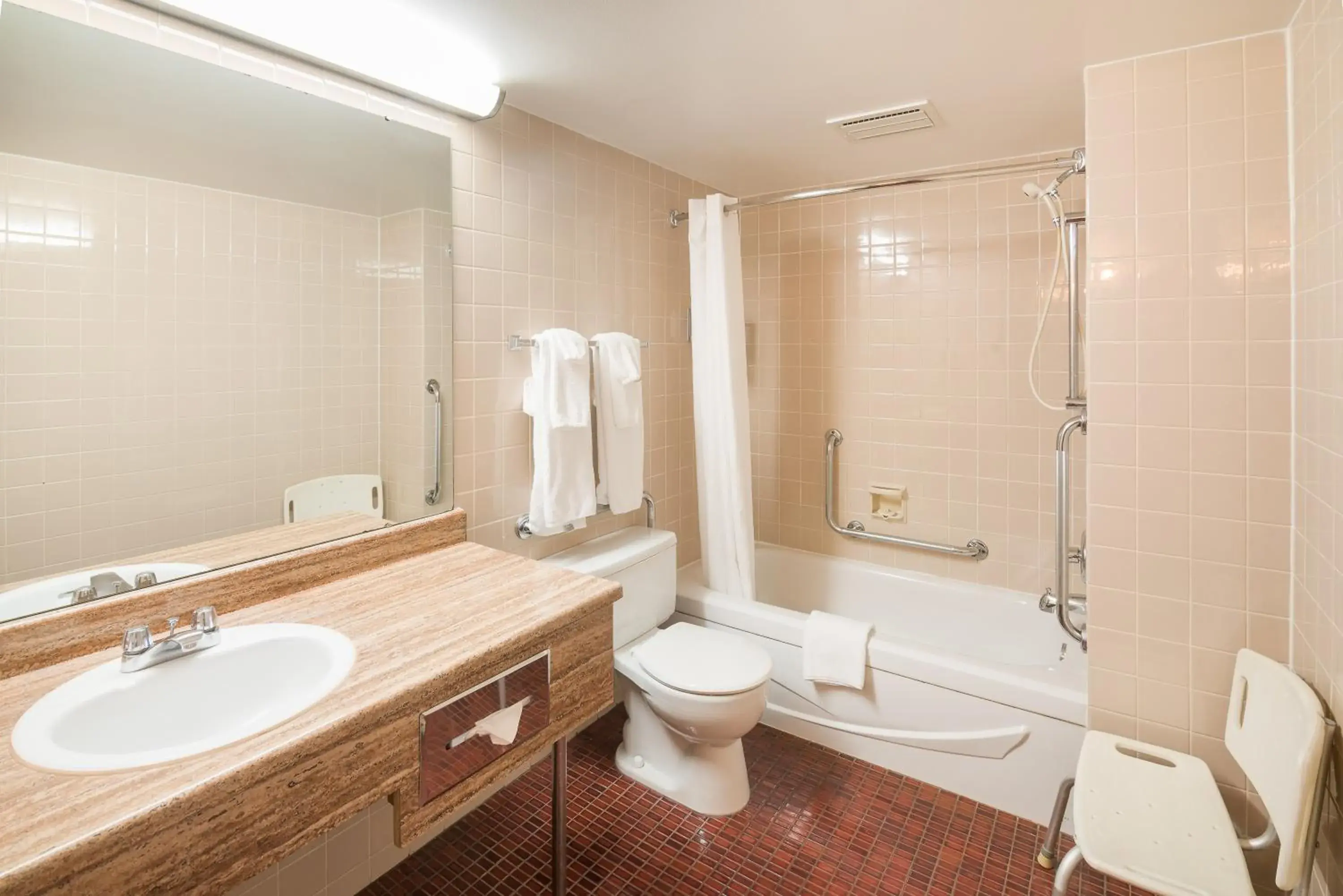 Bathroom in Ramada by Wyndham Thunder Bay Airlane Hotel