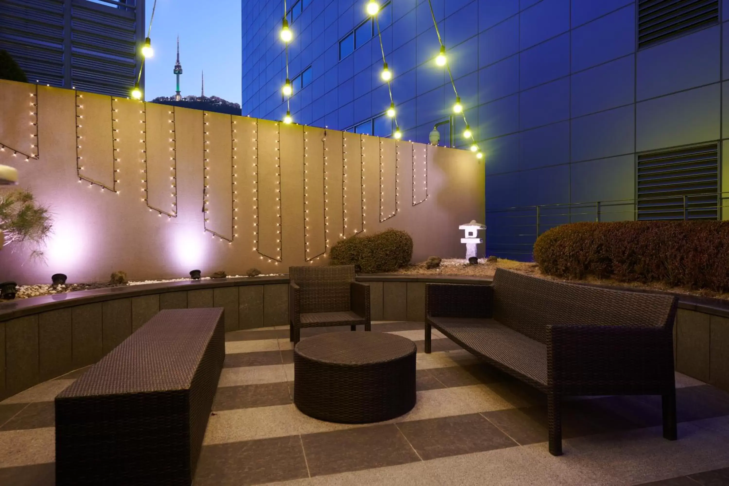 Property building in Nine Tree Premier Hotel Myeongdong 2