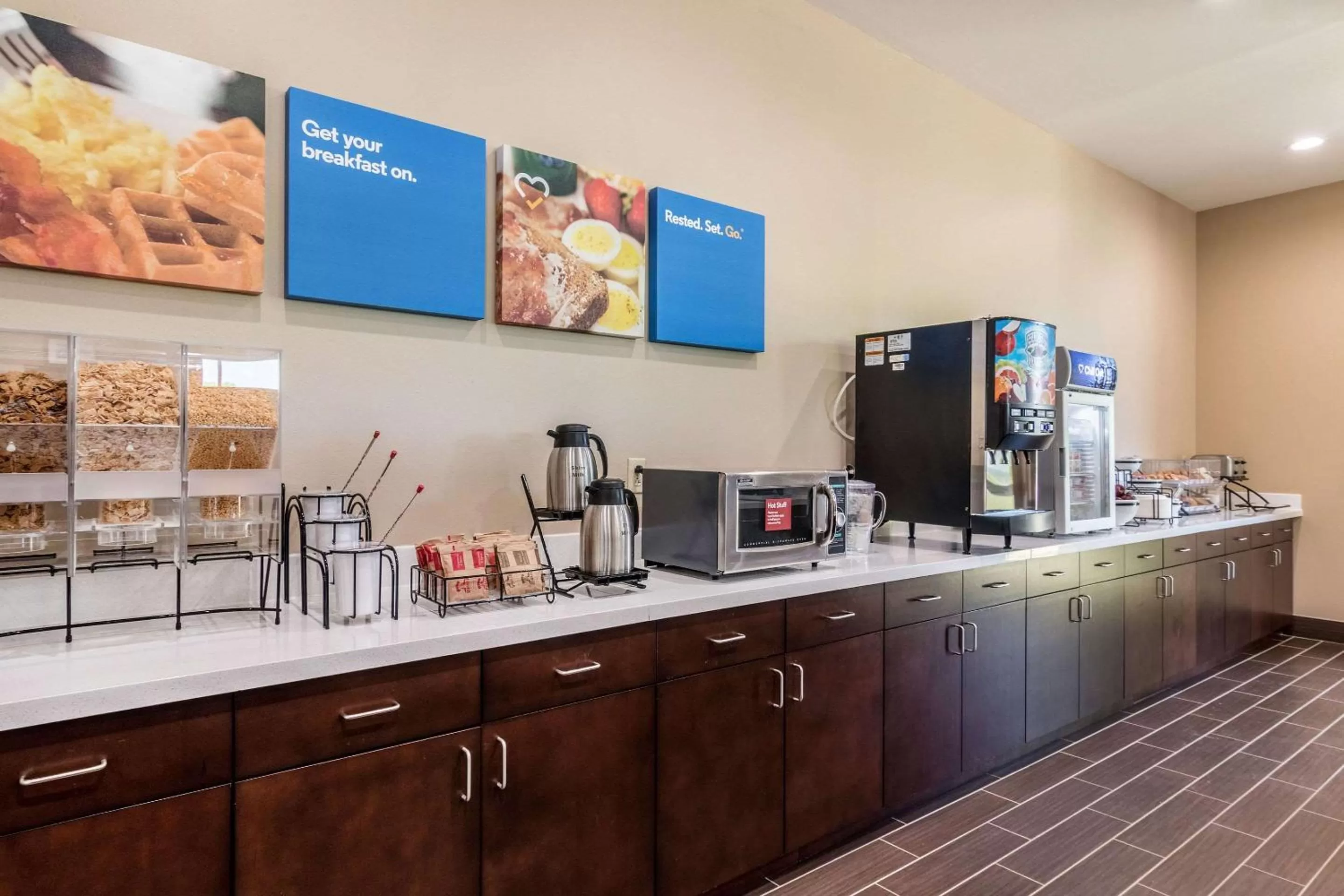 Restaurant/places to eat in Comfort Inn Edwardsville - St Louis