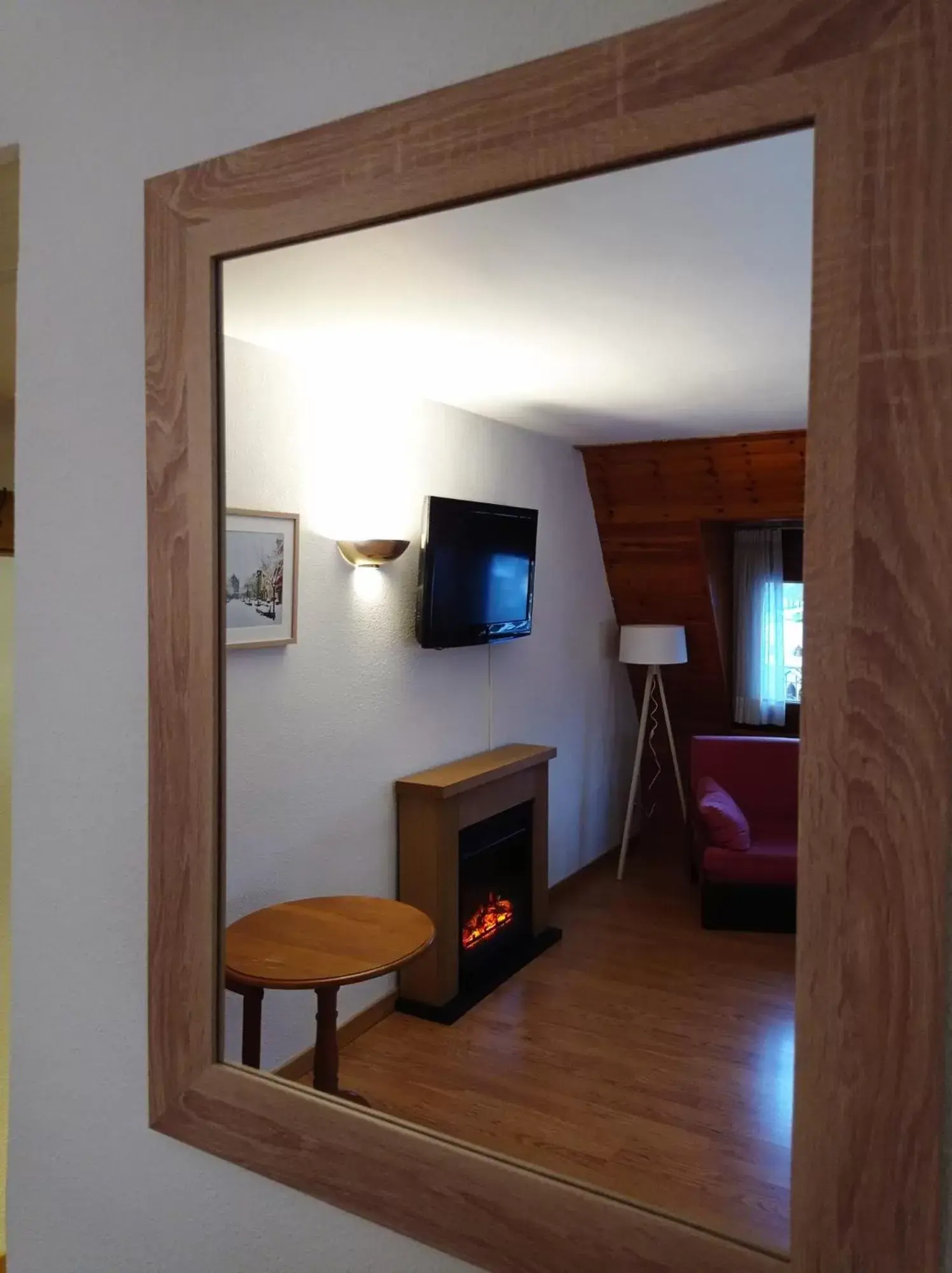 TV and multimedia, TV/Entertainment Center in Hotel Eth Solan & SPA