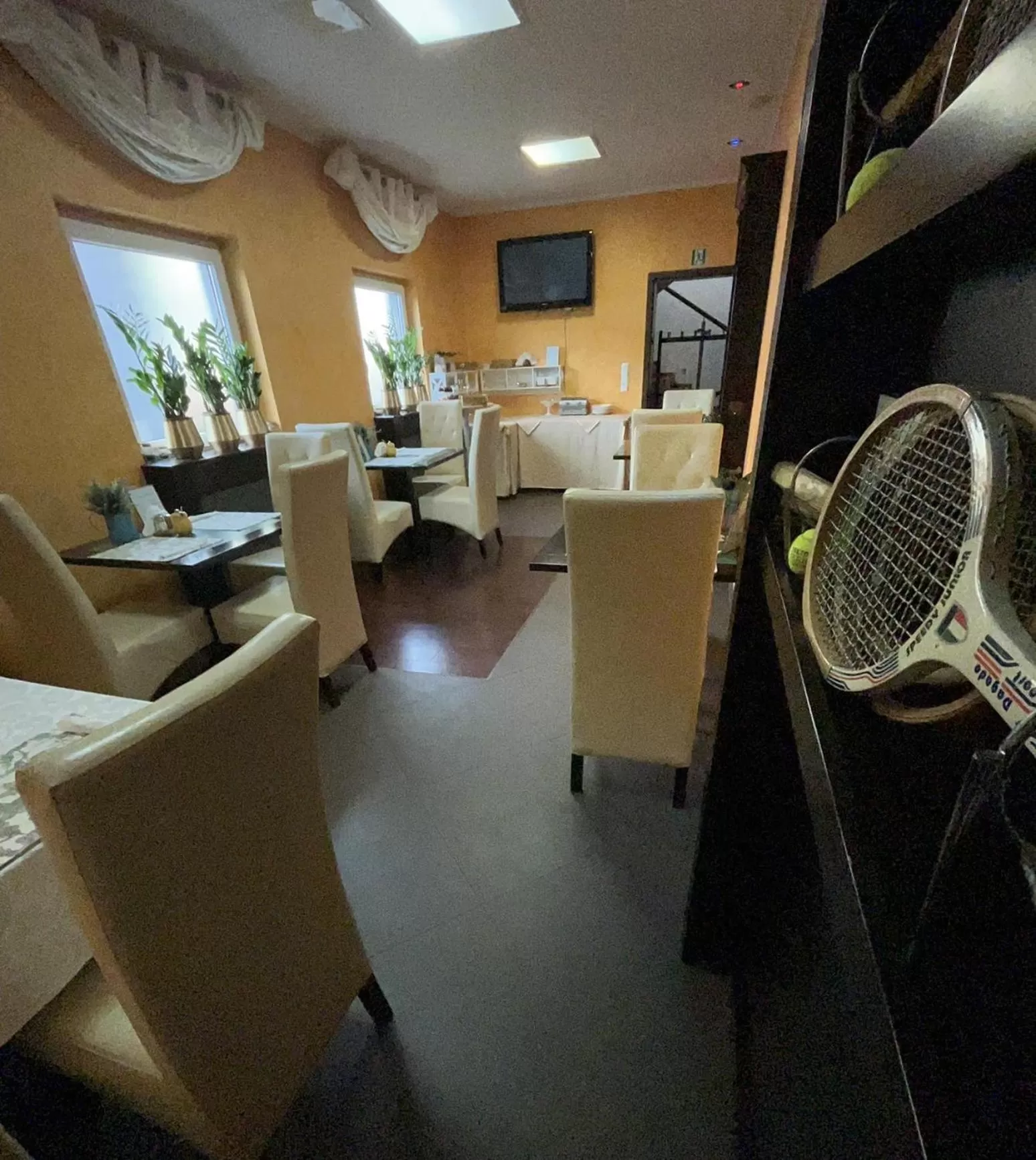 Communal lounge/ TV room in Tenis Club