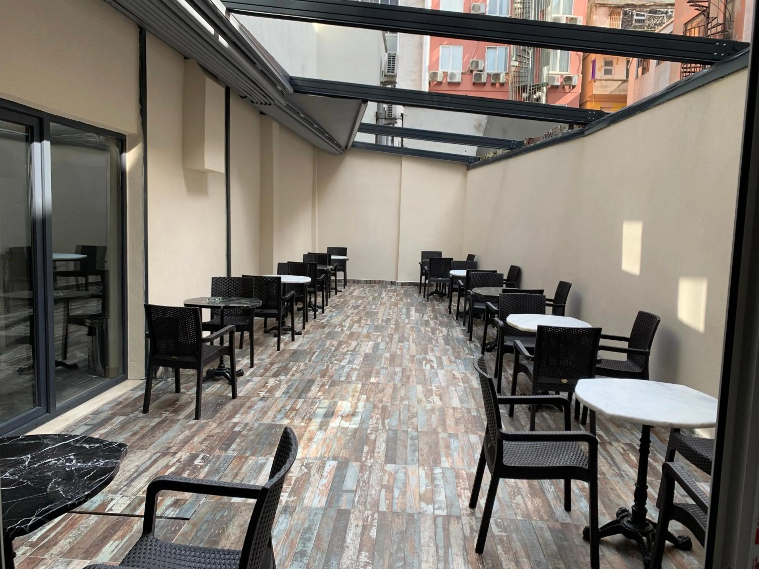 Garden view in Sim Hotel Istanbul Old City