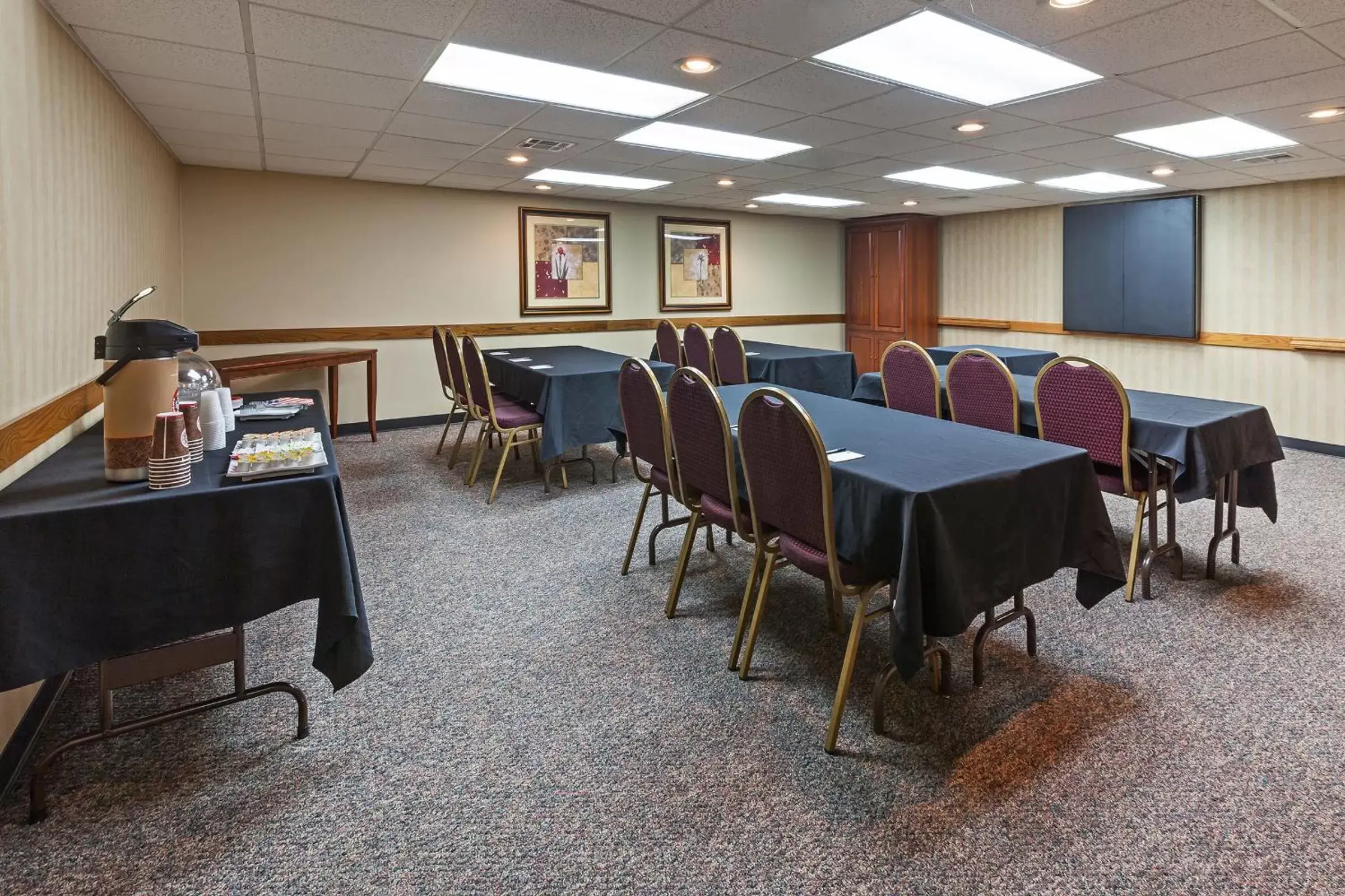 Banquet/Function facilities in Clarion Pointe OKC Airport