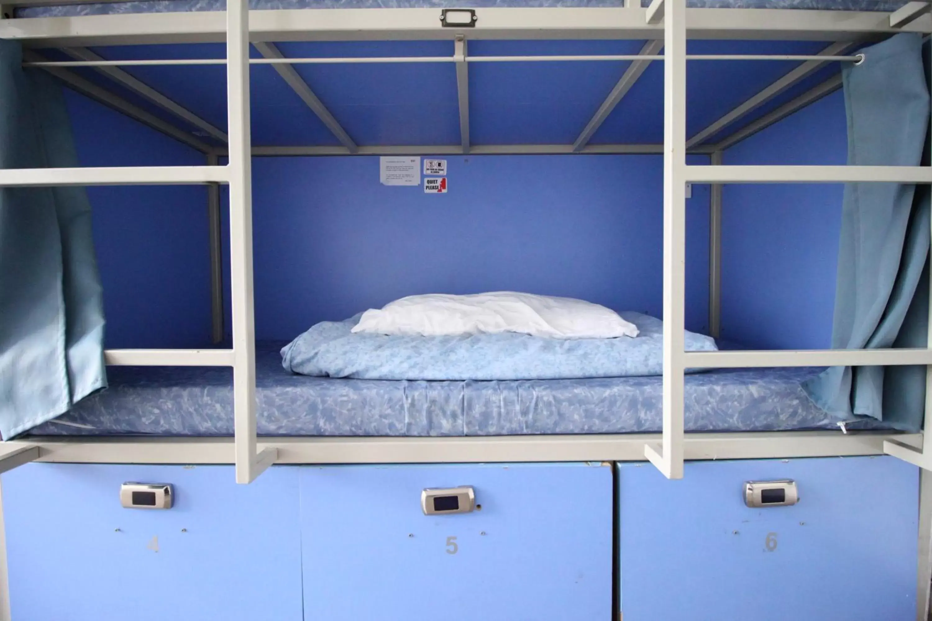 Bedroom, Bunk Bed in Smart Hyde Park Inn Hostel