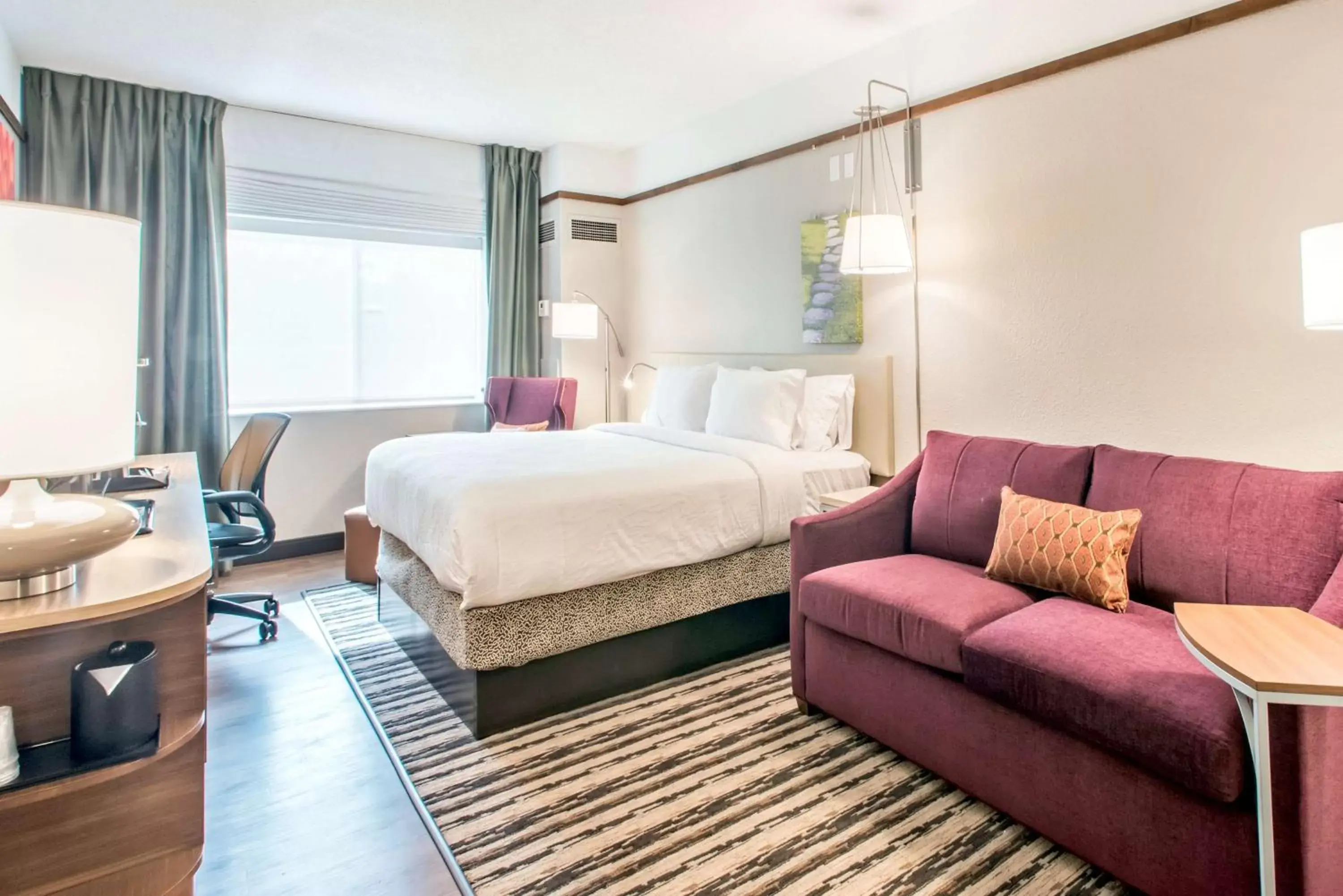 Bedroom, Bed in Hilton Garden Inn Minneapolis Airport Mall of America Bedroom, Bed in Hilton Garden Inn Minneapolis Airport Mall of America