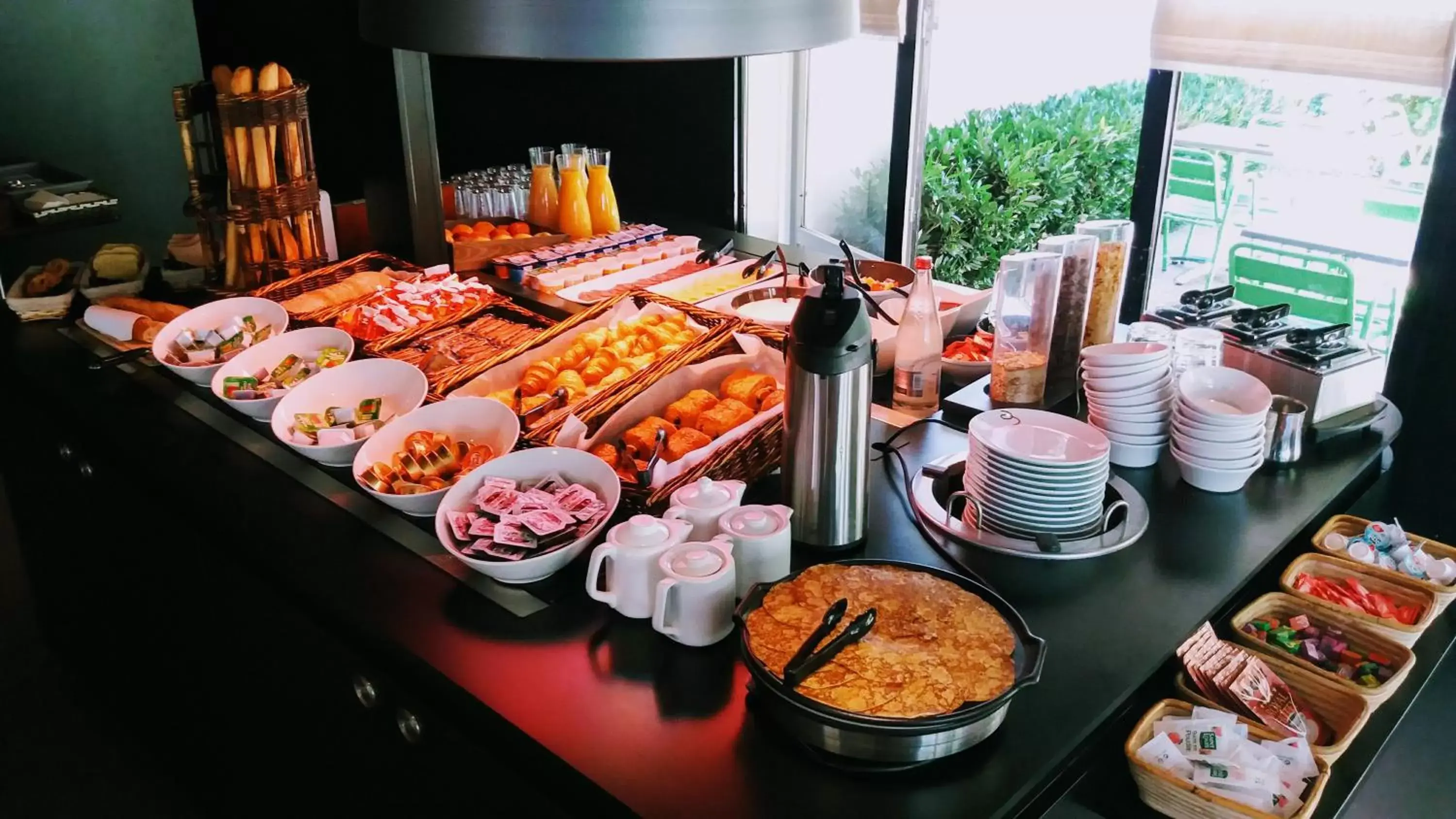 Continental breakfast in Campanile Bourg-En-Bresse ~ Viriat