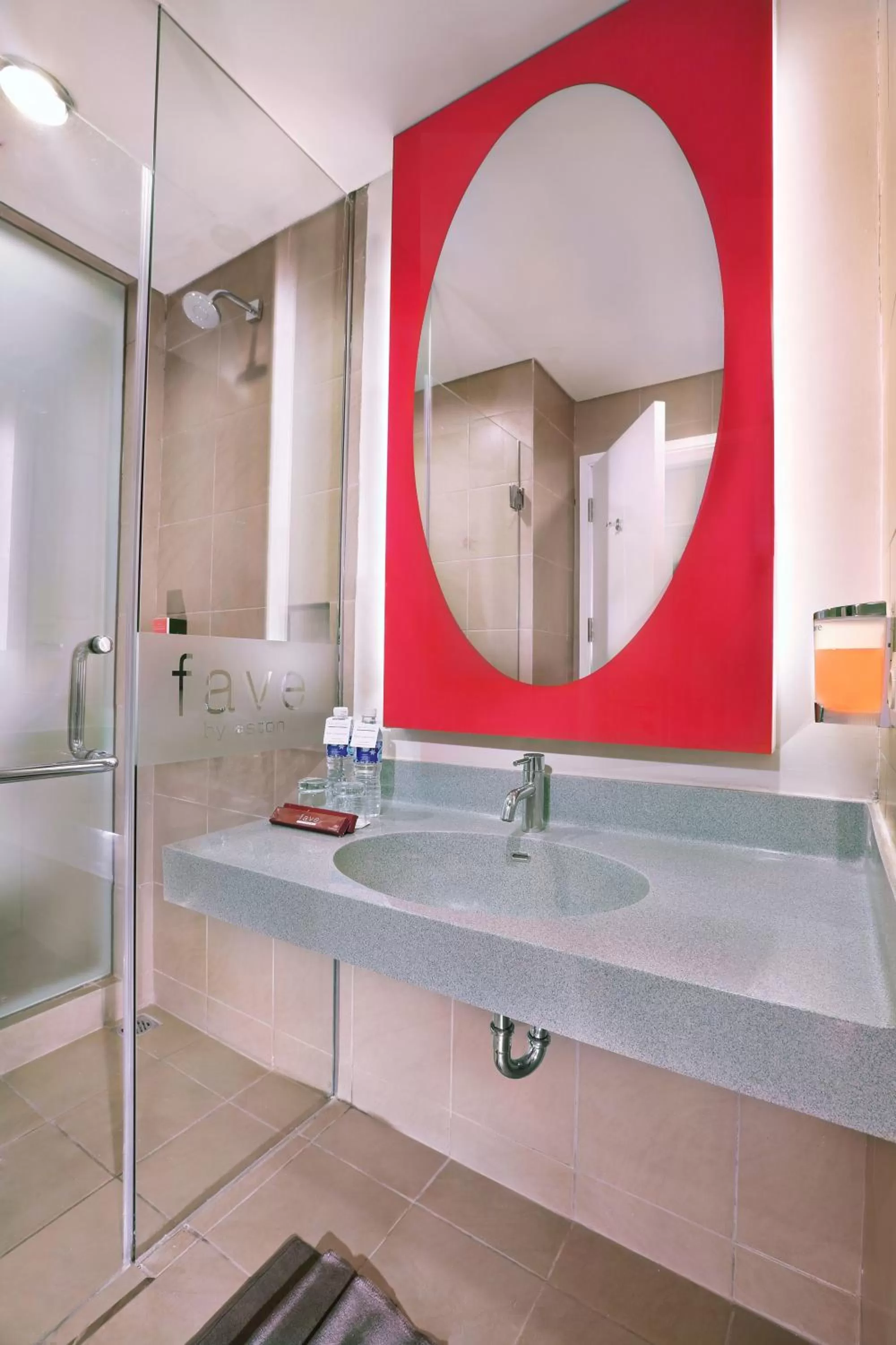 Bathroom in Fave Plus Hotel Palembang