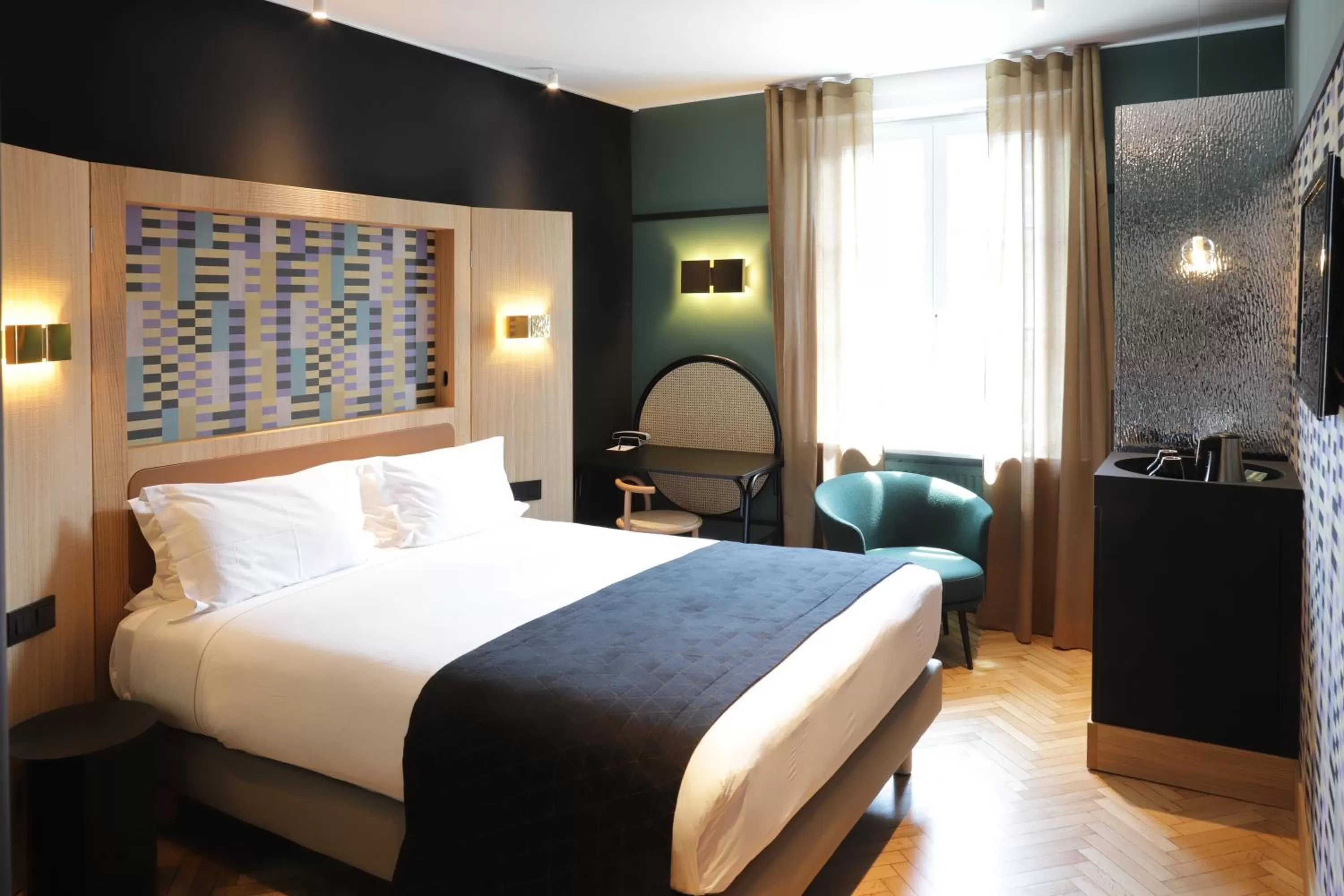 Bed in HANNONG Hotel & Wine Bar