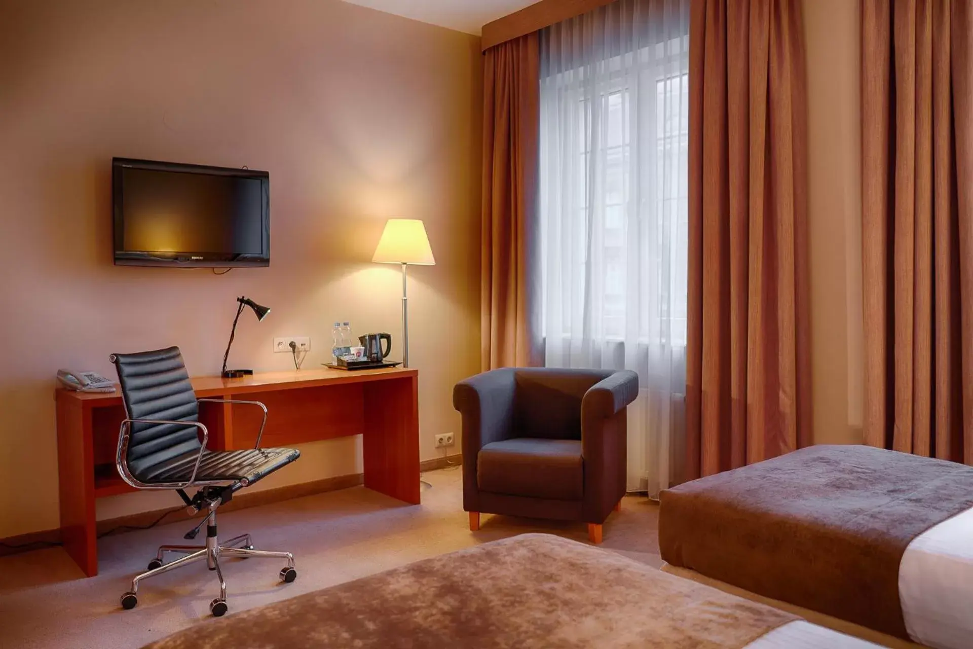 Photo of the whole room, TV/Entertainment Center in Focus Hotel Szczecin