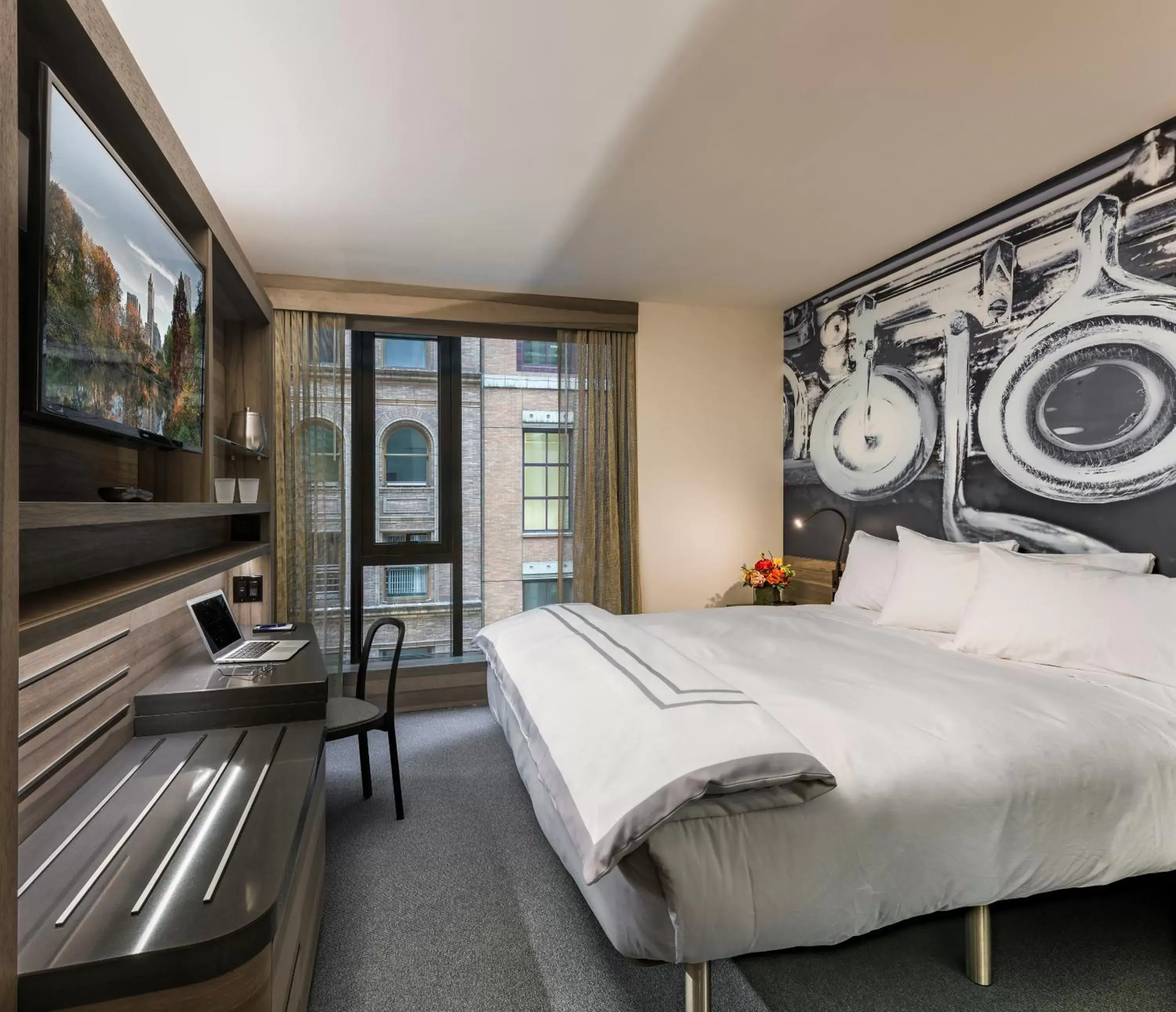 Bedroom in Carnegie Hotel