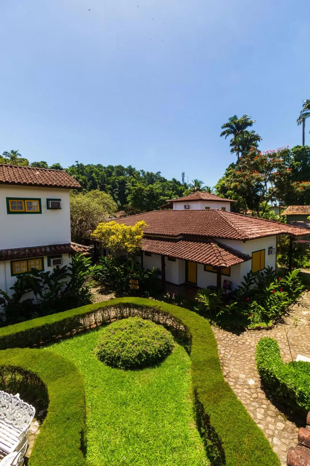 Property building in Pousada Corsario Paraty