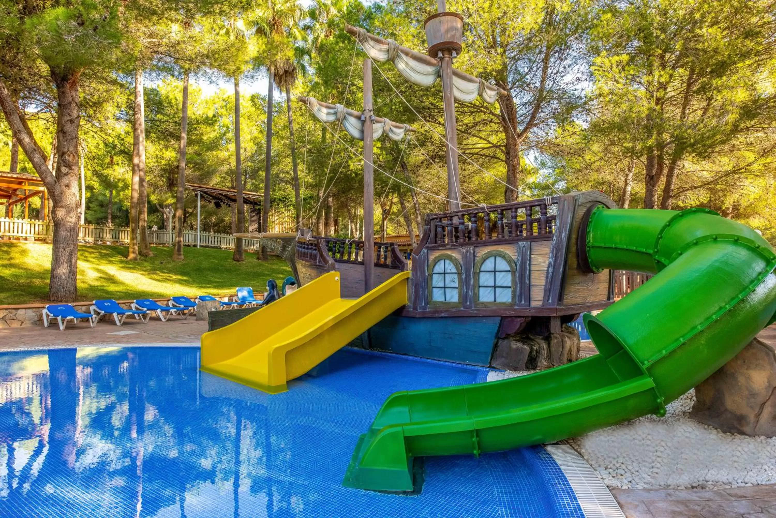 Children play ground in Valentin Grand Park Suite Hotel