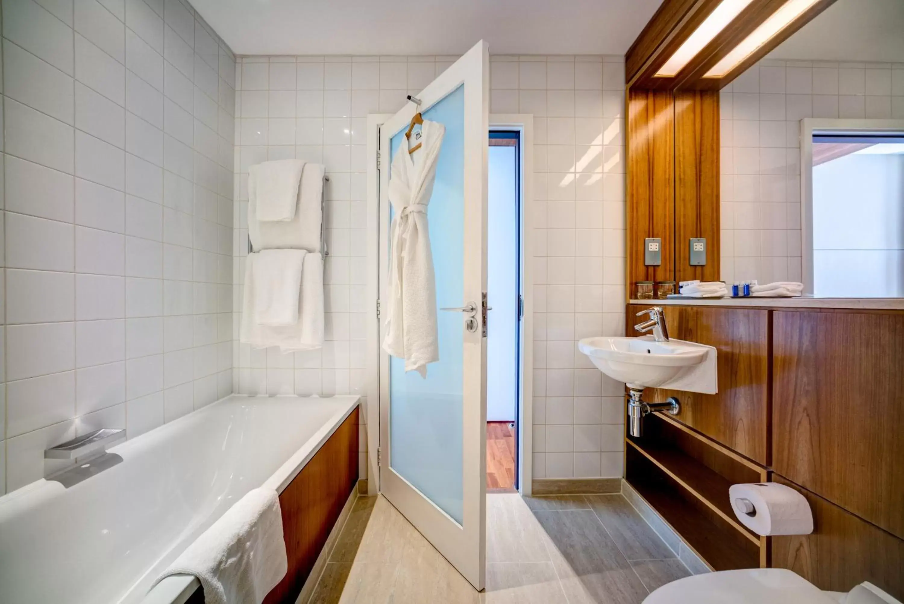Bathroom in Apex City of Edinburgh Hotel