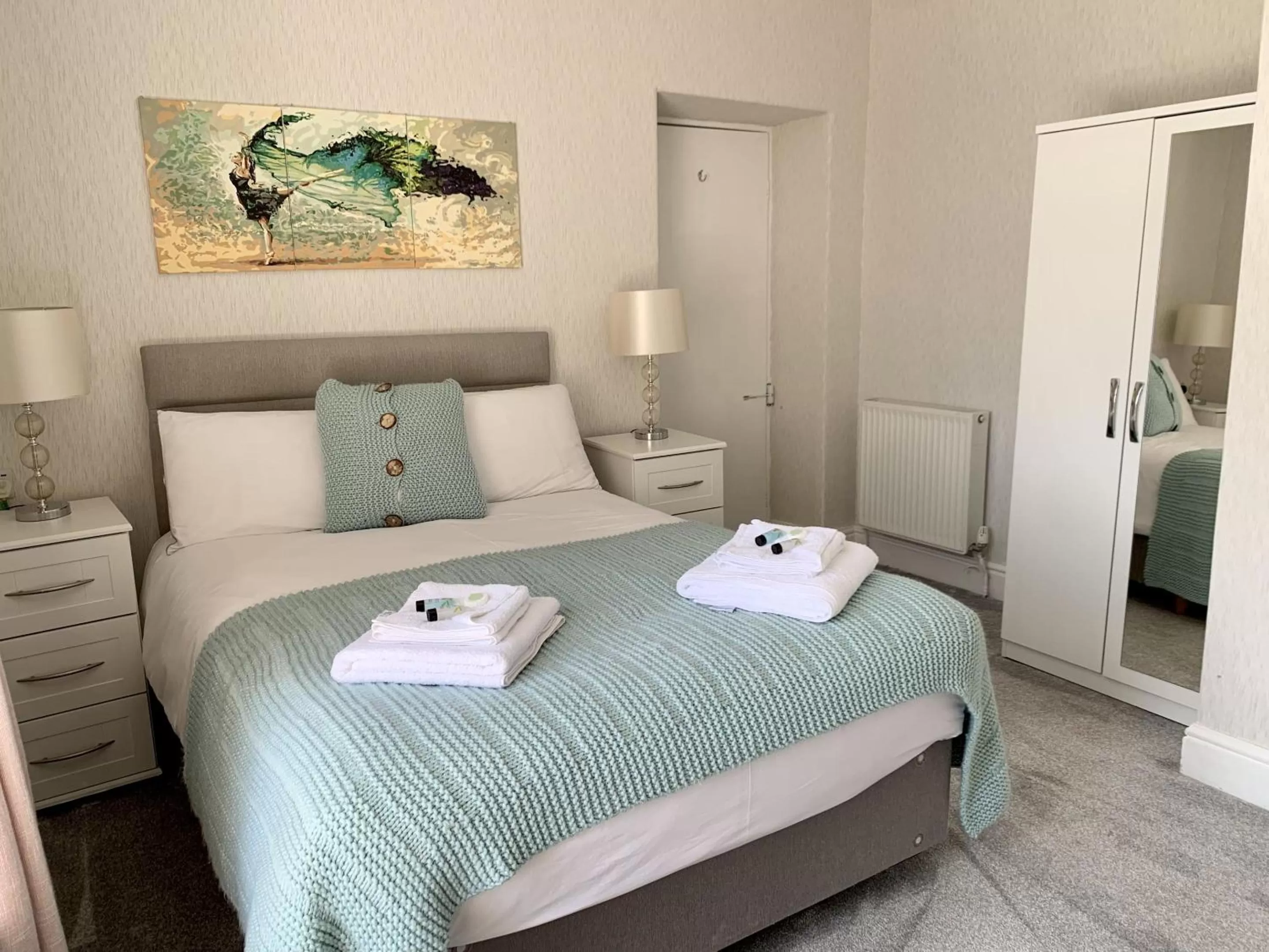 Double Room with Private Bathroom in Seaclyffe Hotel Ltd