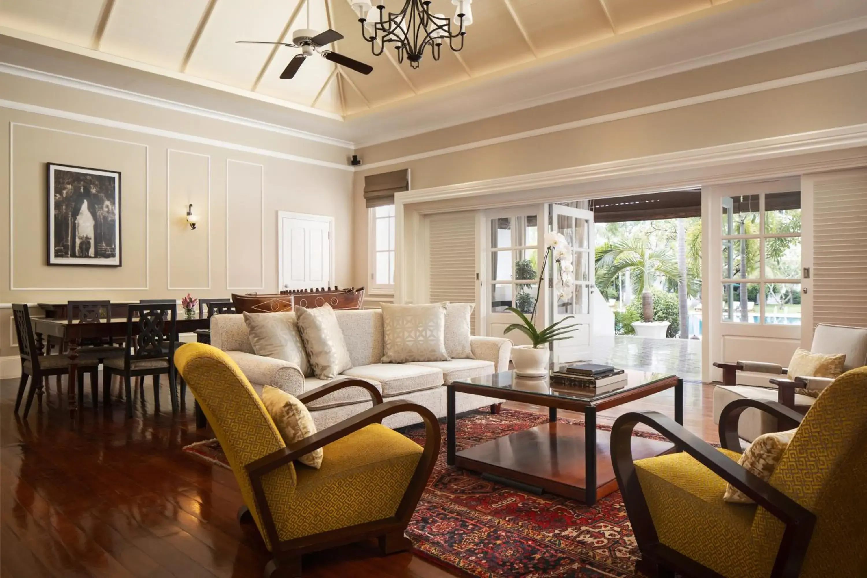 Living room, Seating Area in Raffles Grand Hotel d'Angkor