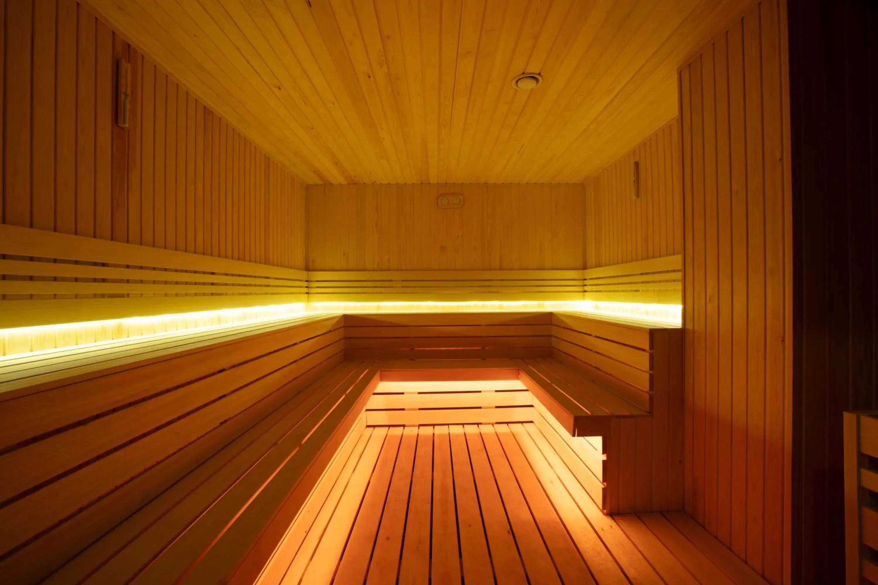 Sauna in Ramada Hotel & Suites by Wyndham Kusadasi