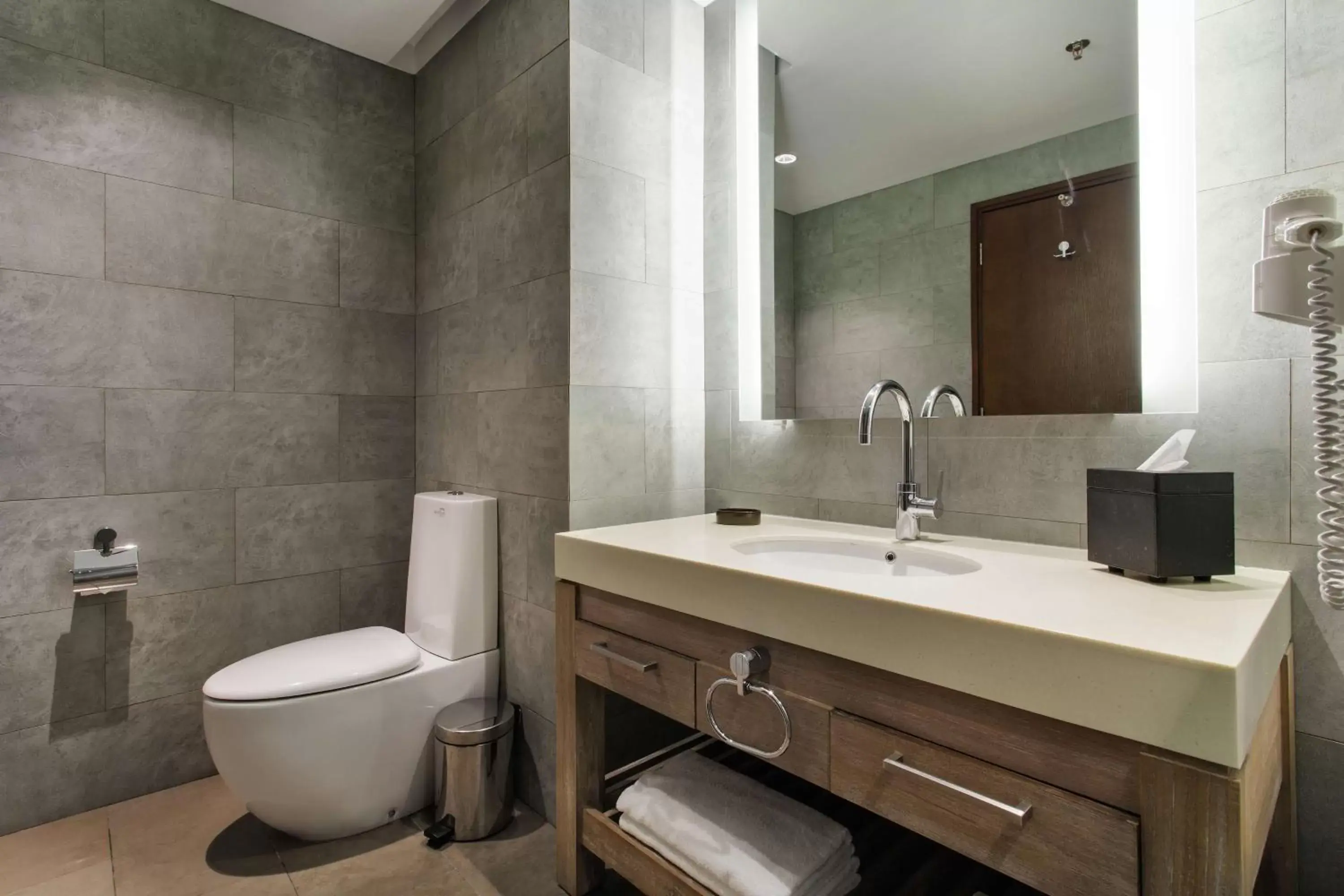 Bathroom in Hilton Garden Inn Bali Ngurah Rai Airport