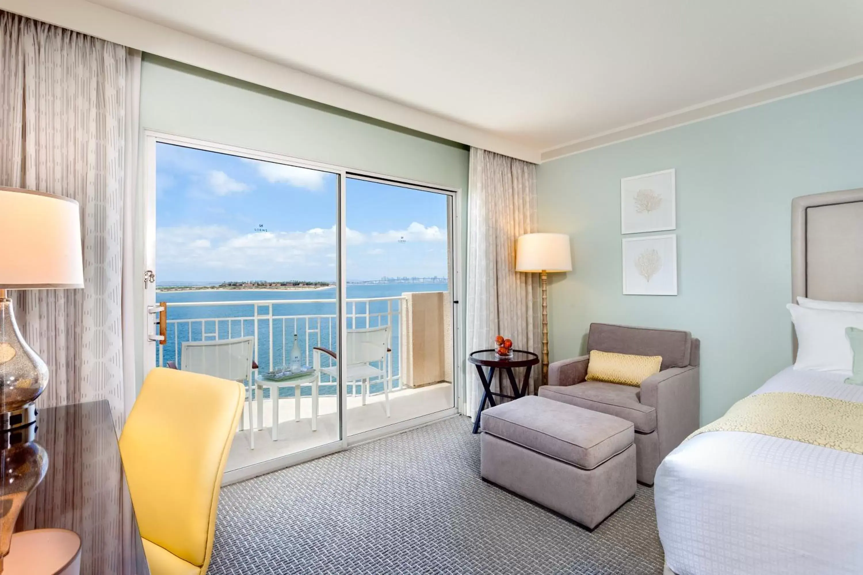 Photo of the whole room, Seating Area in Loews Coronado Bay Resort