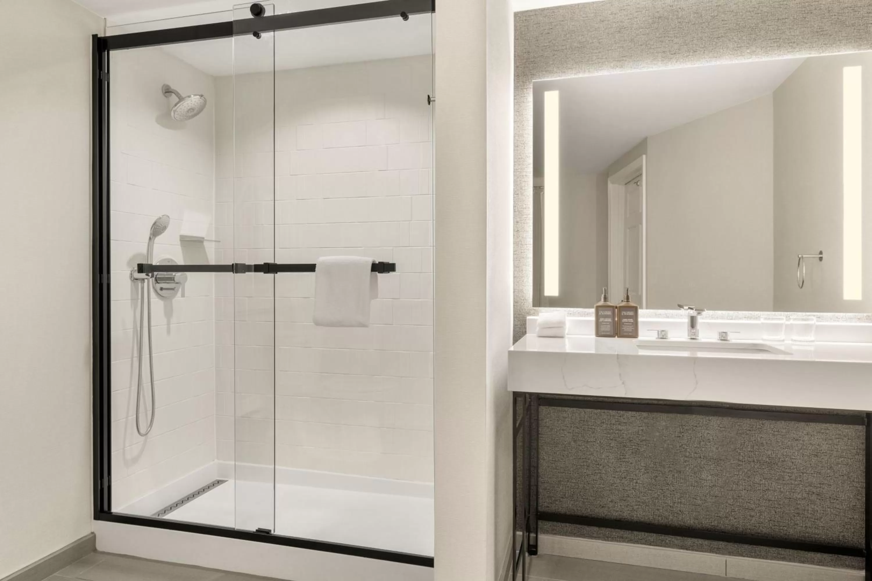 Bathroom in Sheraton Nashua