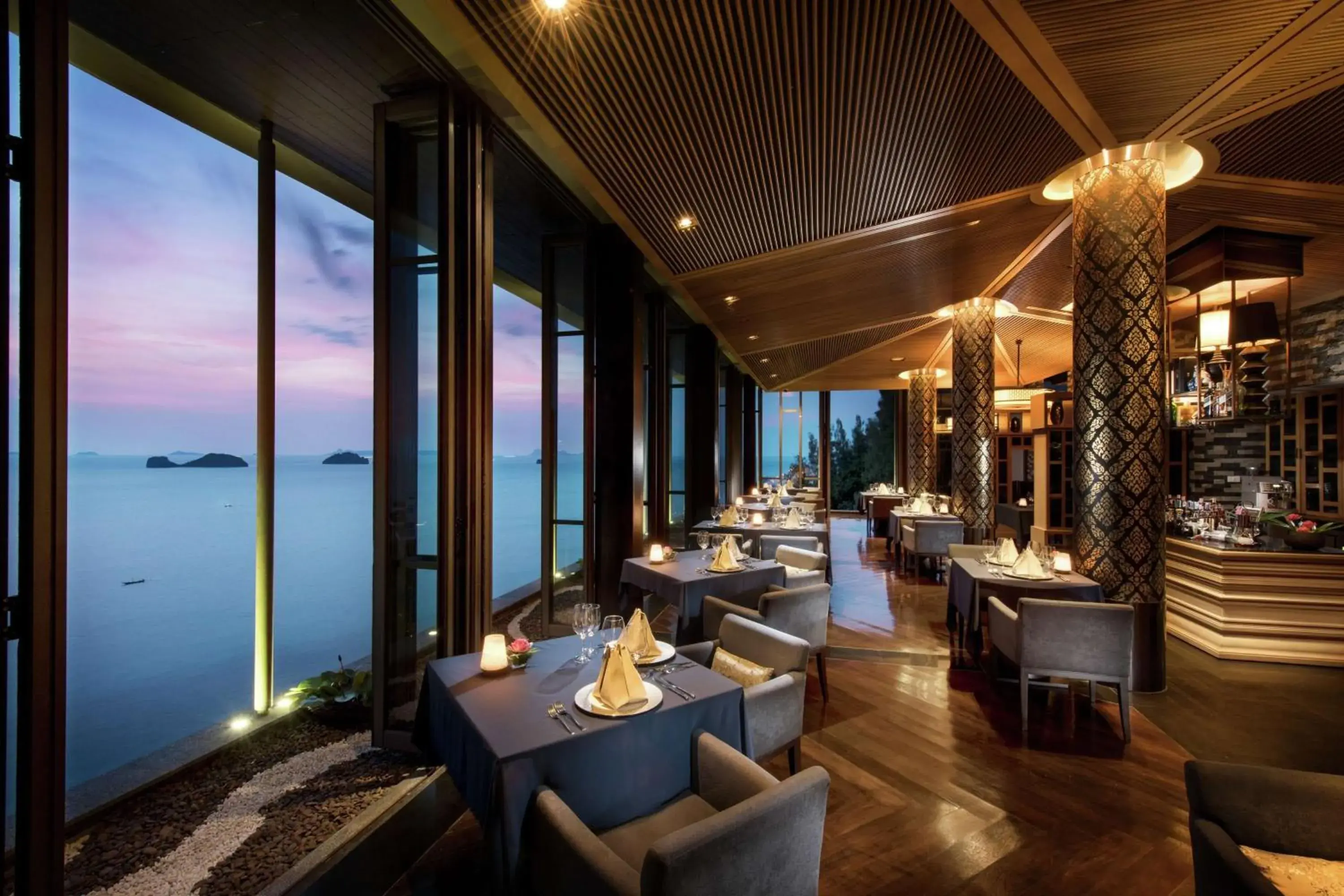 Restaurant/places to eat in Conrad Koh Samui Restaurant/places to eat in Conrad Koh Samui